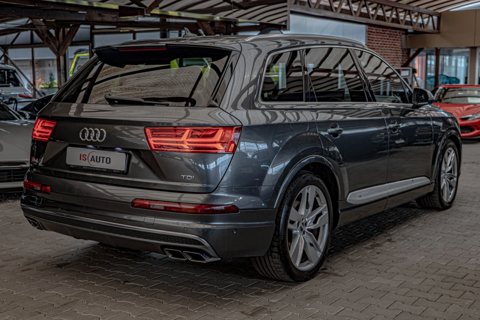 Audi SQ7 4.0TDI/Virtual/Carbon/HuD/Bose/Distronik/Lane Assi, снимка 5 - Автомобили и джипове - 55631346