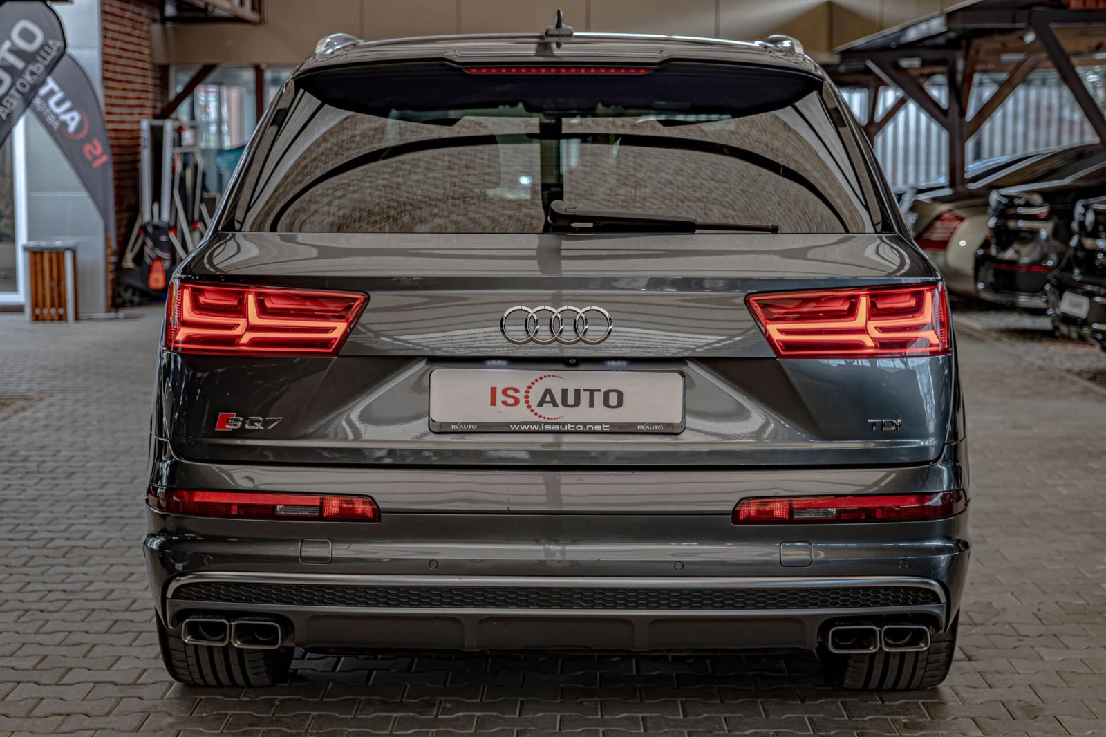 Audi SQ7 4.0TDI/Virtual/Carbon/HuD/Bose/Distronik/Lane Assi, снимка 4 - Автомобили и джипове - 55631346
