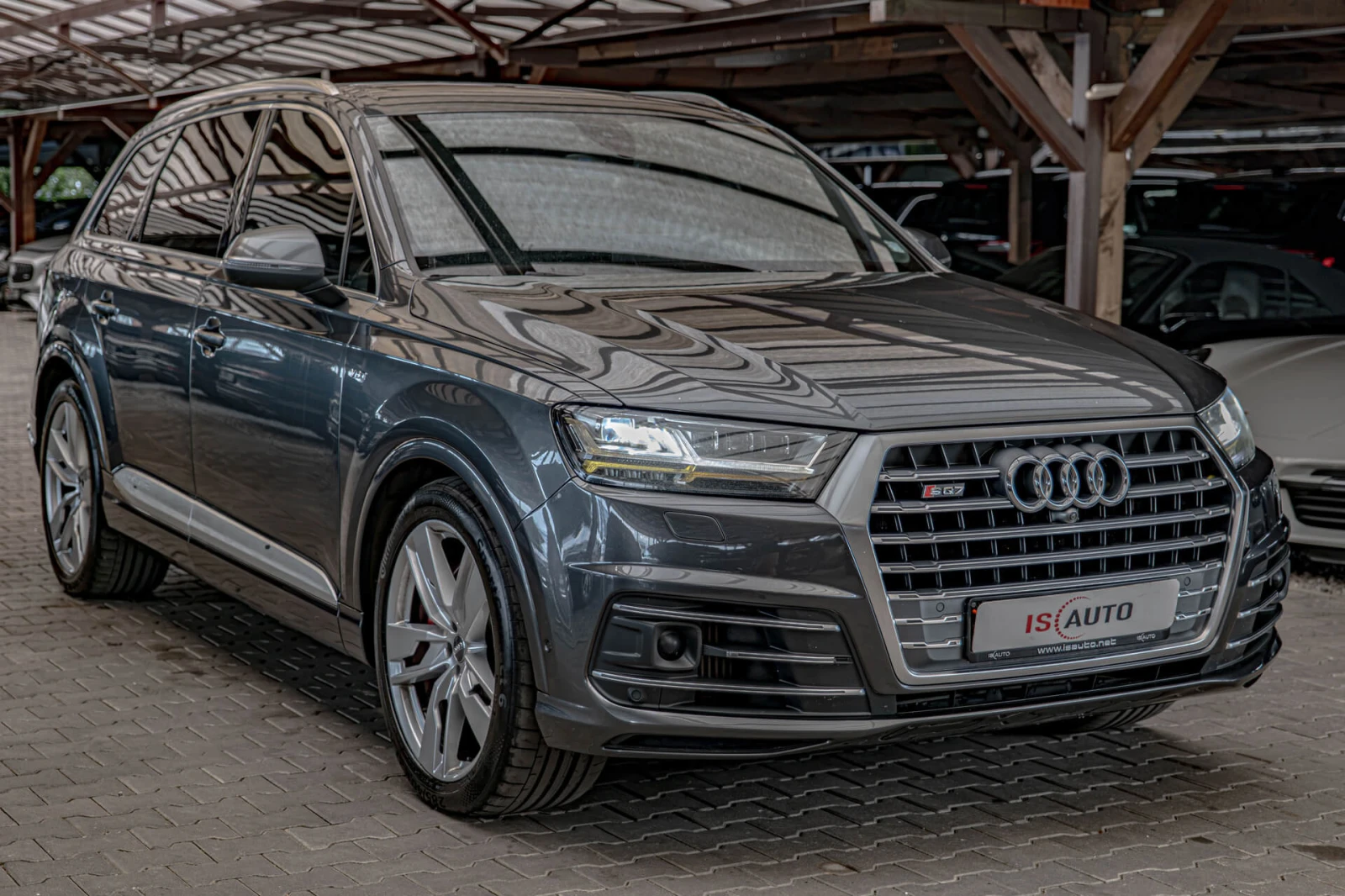 Audi SQ7 4.0TDI/Virtual/Carbon/HuD/Bose/Distronik/Lane Assi, снимка 2 - Автомобили и джипове - 55631346