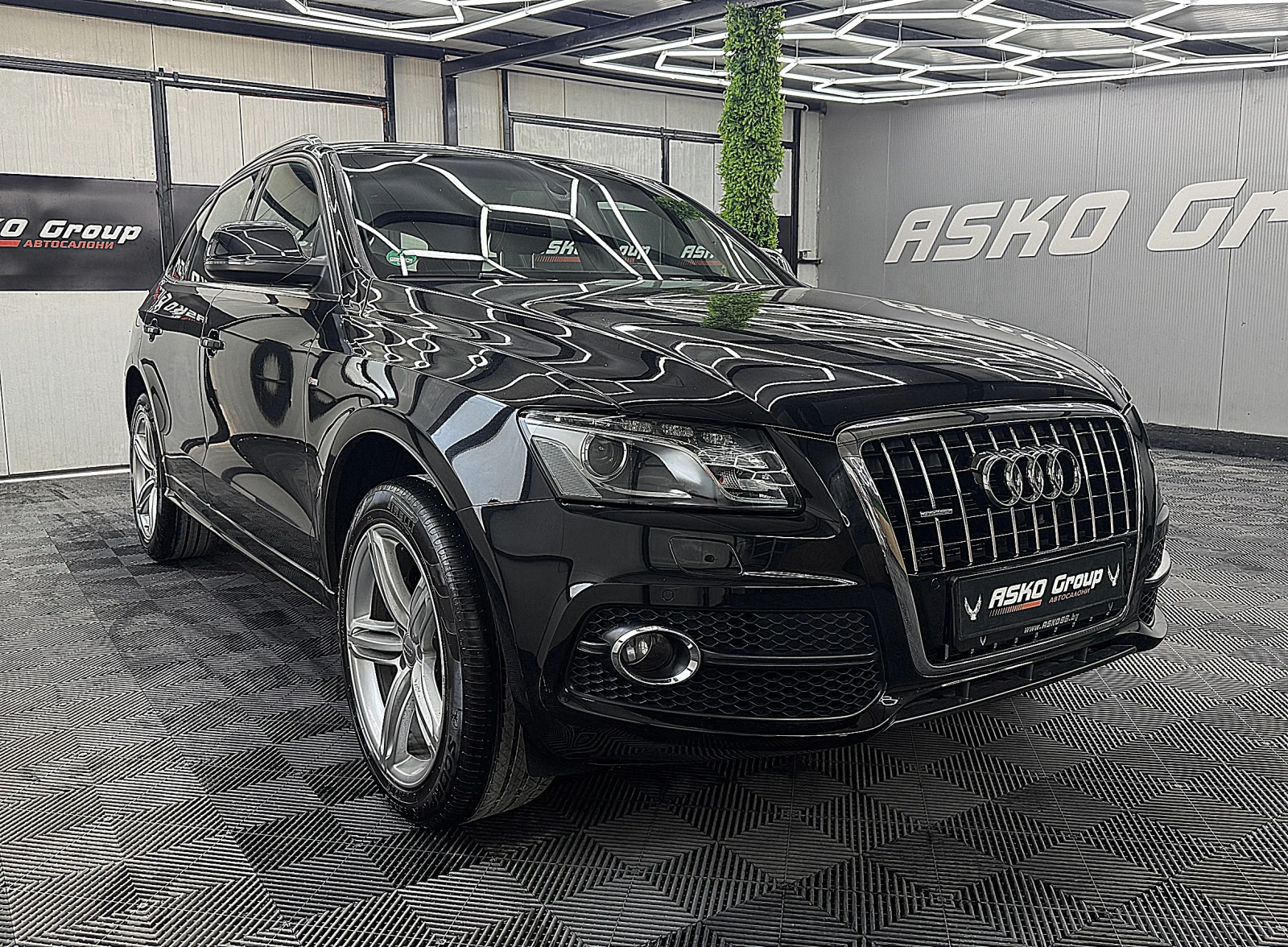 Audi Q5 PANORAMA/KeylessGO/Bang&Oulfsen/Germany/ЛИЗИНГ, снимка 3 - Автомобили и джипове - 55706398