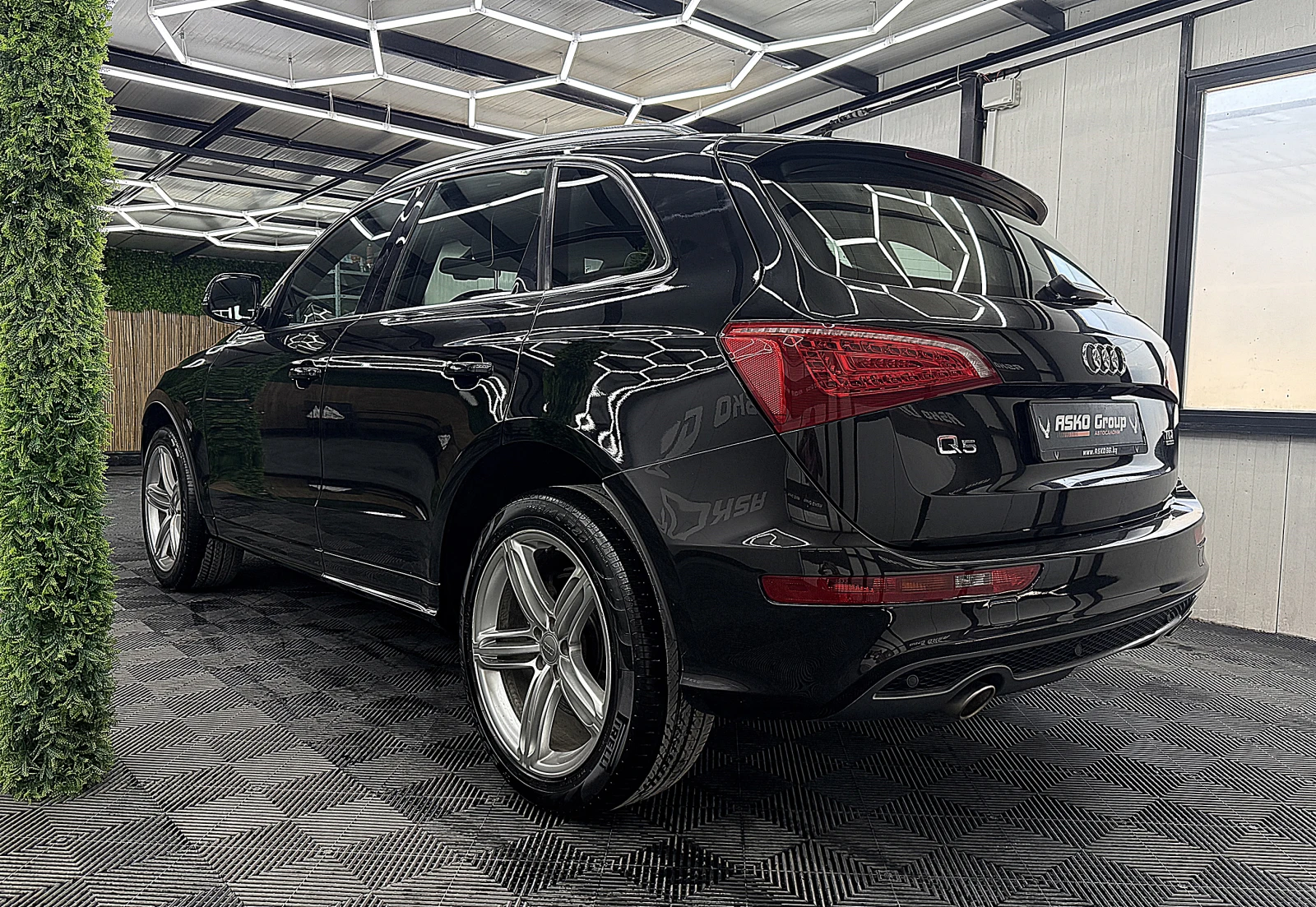 Audi Q5 PANORAMA/KeylessGO/Bang&Oulfsen/Germany/ЛИЗИНГ, снимка 4 - Автомобили и джипове - 55706398