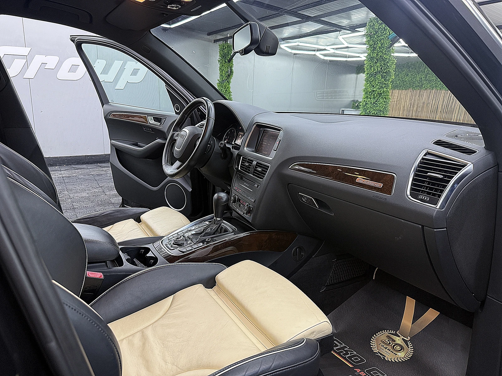 Audi Q5 PANORAMA/KeylessGO/Bang&Oulfsen/Germany/ЛИЗИНГ, снимка 11 - Автомобили и джипове - 55706398