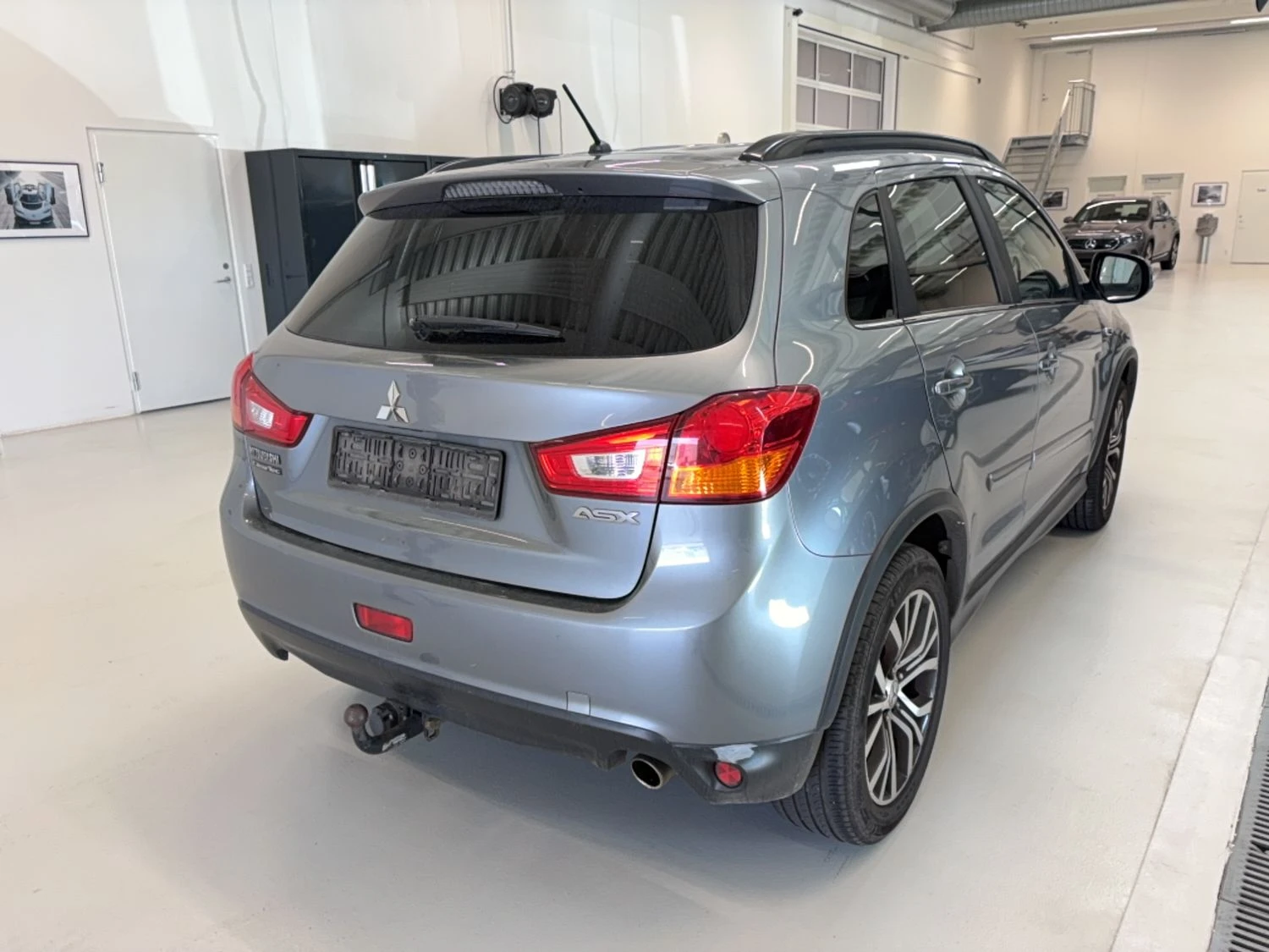 Mitsubishi ASX Invite 1.6 Бензин, снимка 2 - Автомобили и джипове - 56220403