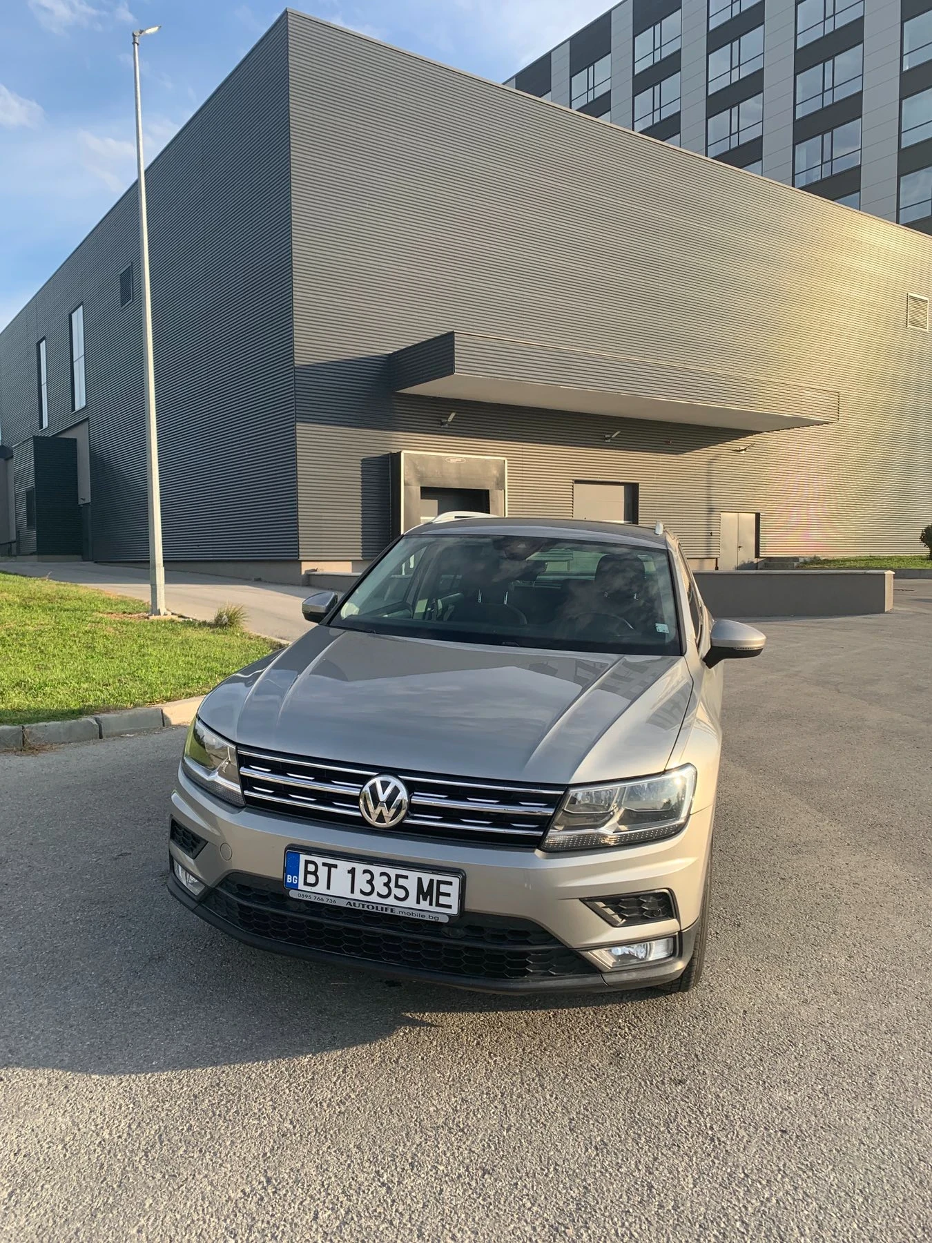 VW Tiguan, снимка 5 - Автомобили и джипове - 56250953