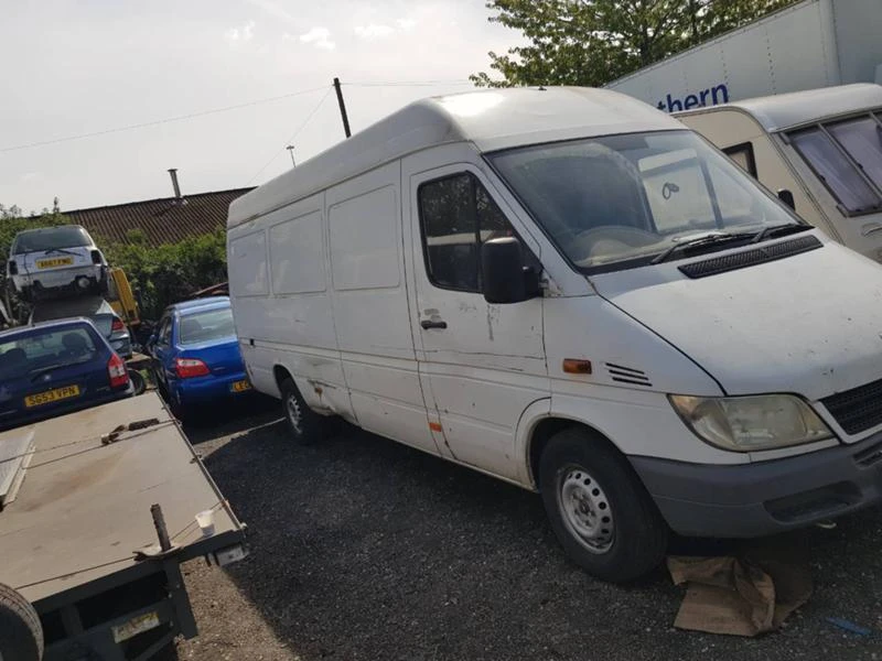 Mercedes-Benz Sprinter 2.2/2.7 CDI, снимка 1 - Бусове и автобуси - 44176066