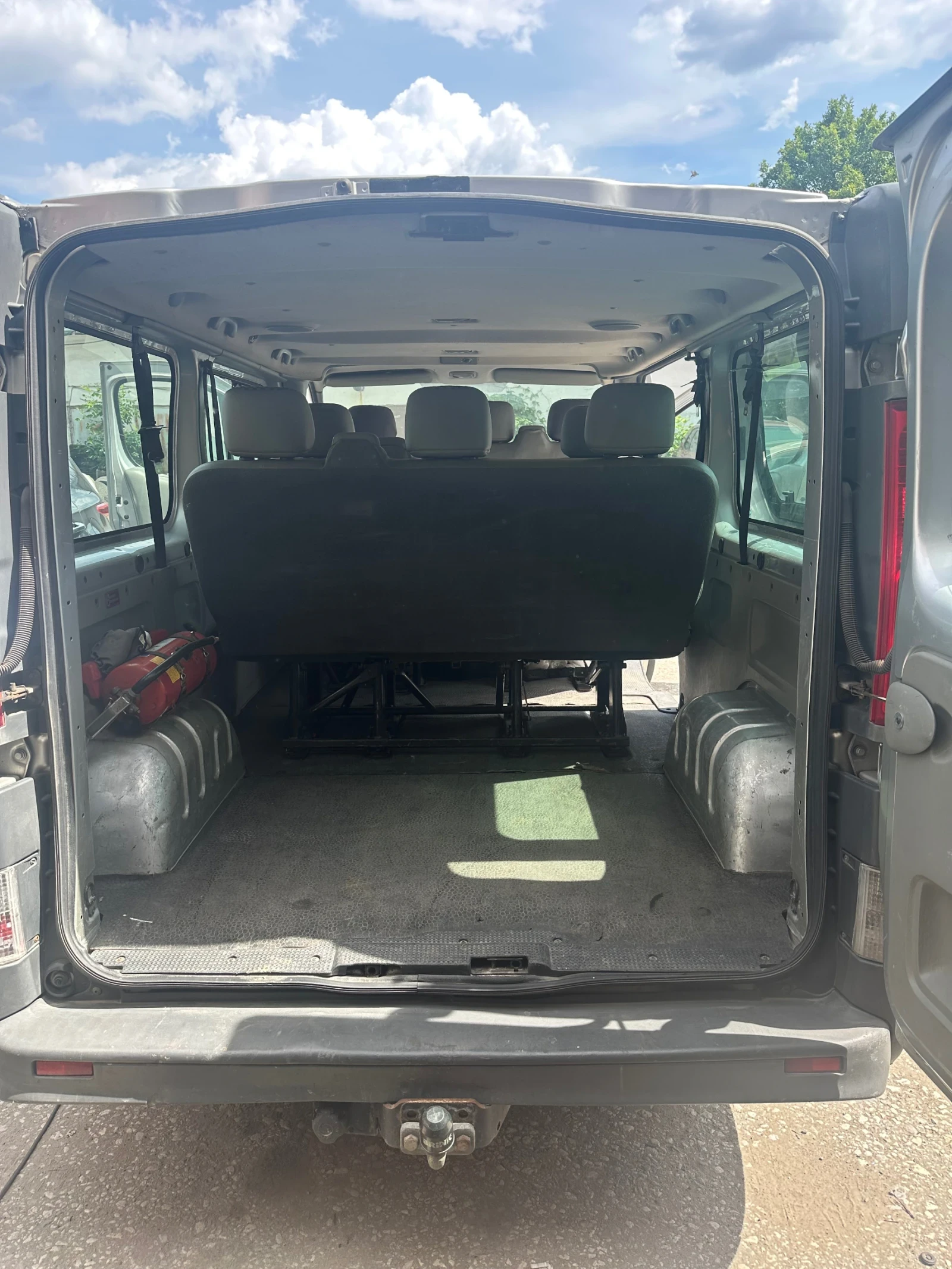 Renault Trafic 8+ 1 , снимка 9 - Бусове и автобуси - 54987701
