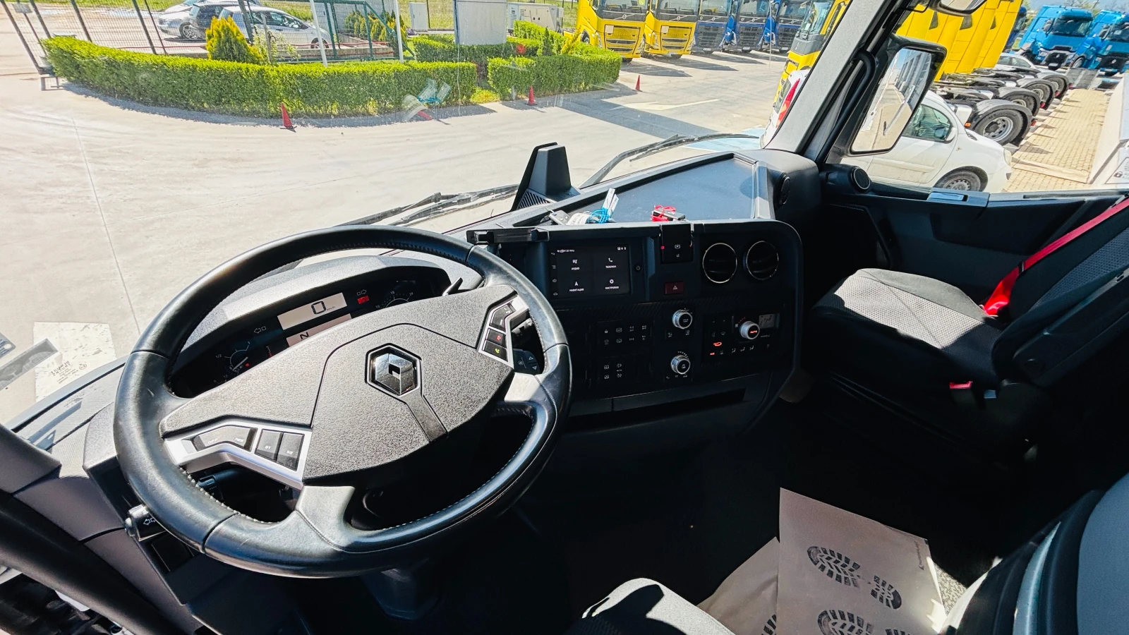 Renault T * 520* ЛИЗИНГ НА НОВИ ФИРМИ* , снимка 8 - Камиони - 54410047