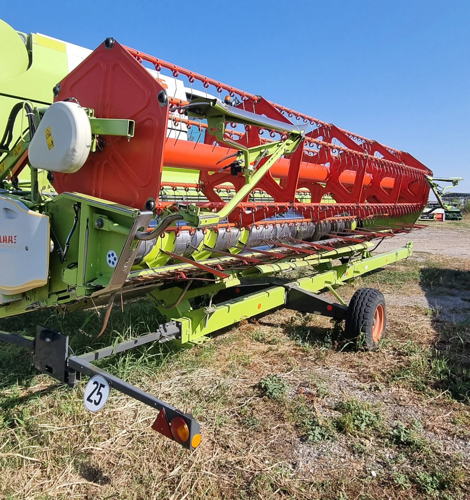 Комбайн Claas ТУКАНО 440 - изображение 5