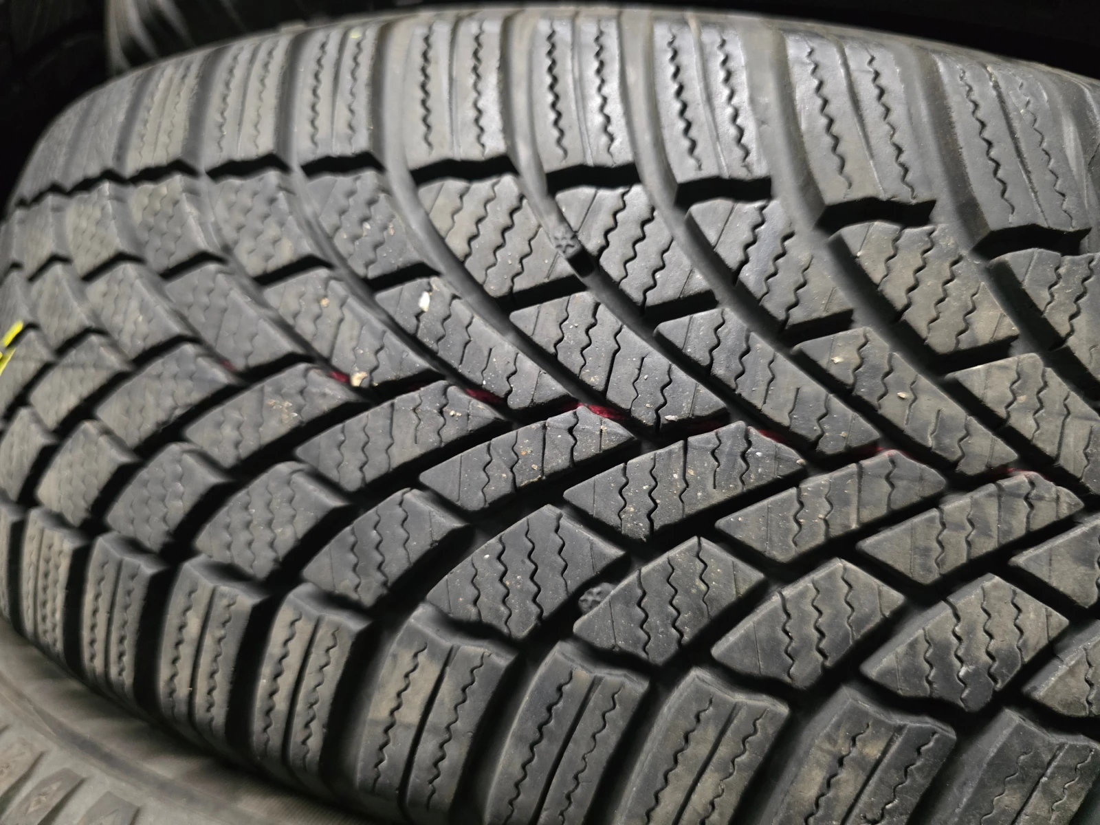 ���� 185/65R15 | Mobile.bg � ����������� 2