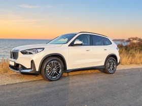BMW iX1 xDrive 30 Панорама, теглич, снимка 4