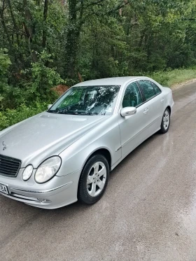 Mercedes-Benz E 270