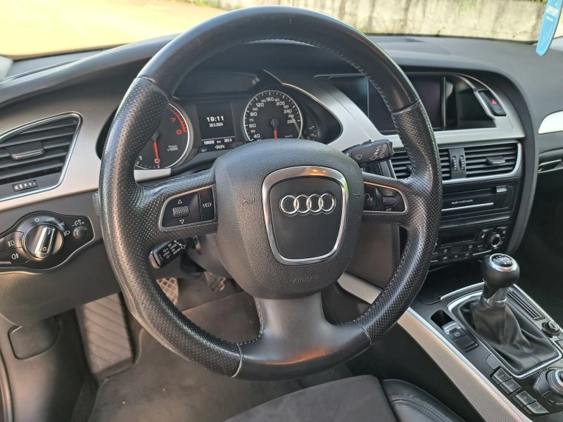 Audi A4 1.8 TFSI Quattro, снимка 8 - Автомобили и джипове - 46878547