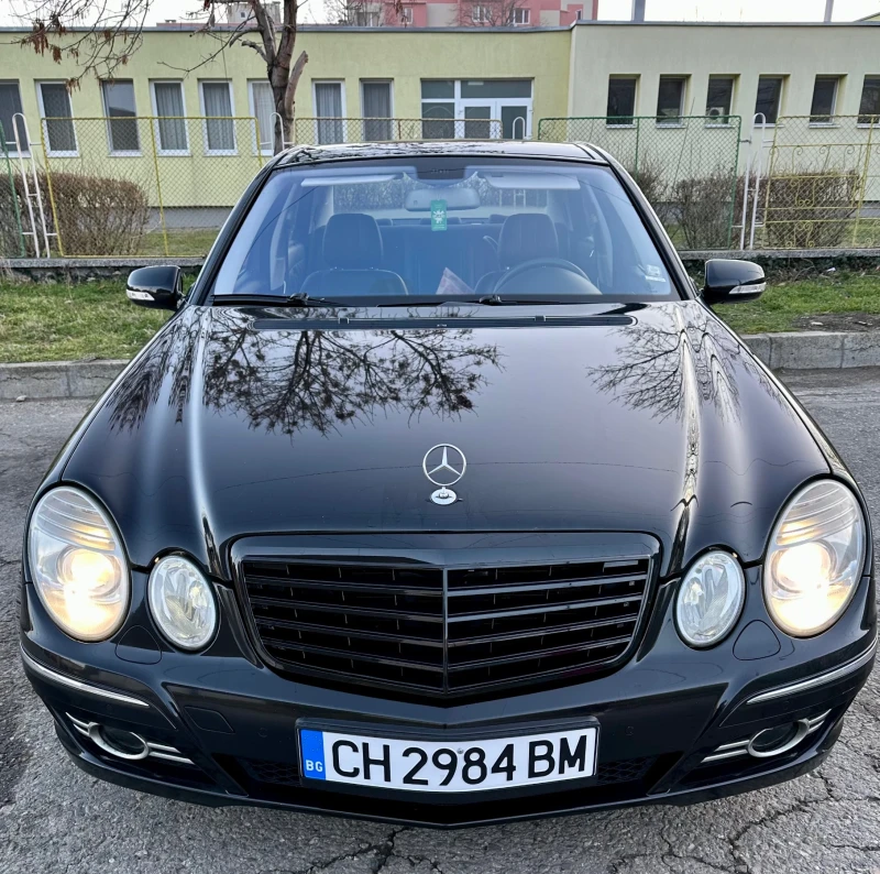 Mercedes-Benz E 320 Facelift (Avantgarde), снимка 1 - Автомобили и джипове - 48718895