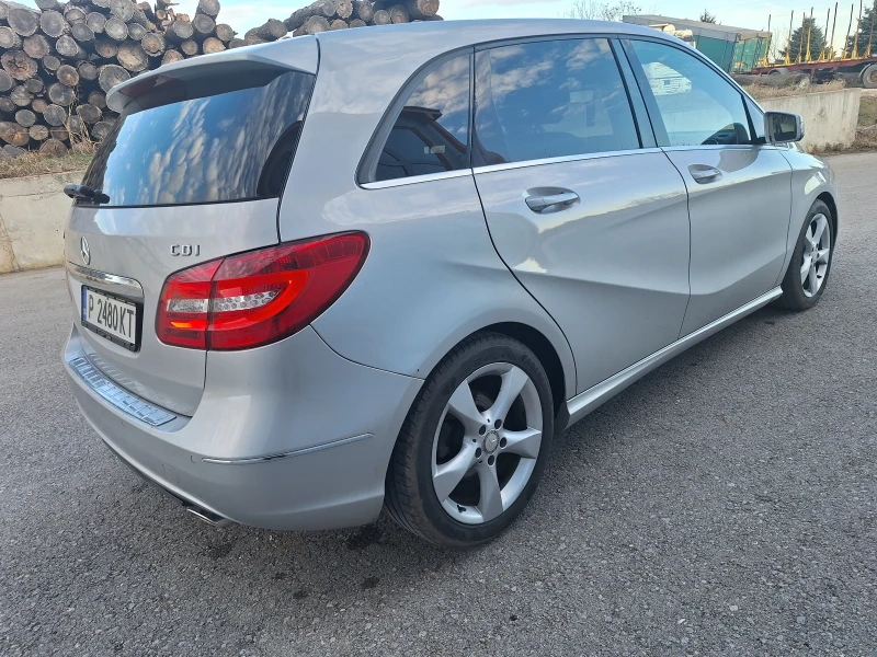 Mercedes-Benz B 200, снимка 3 - Автомобили и джипове - 48883591