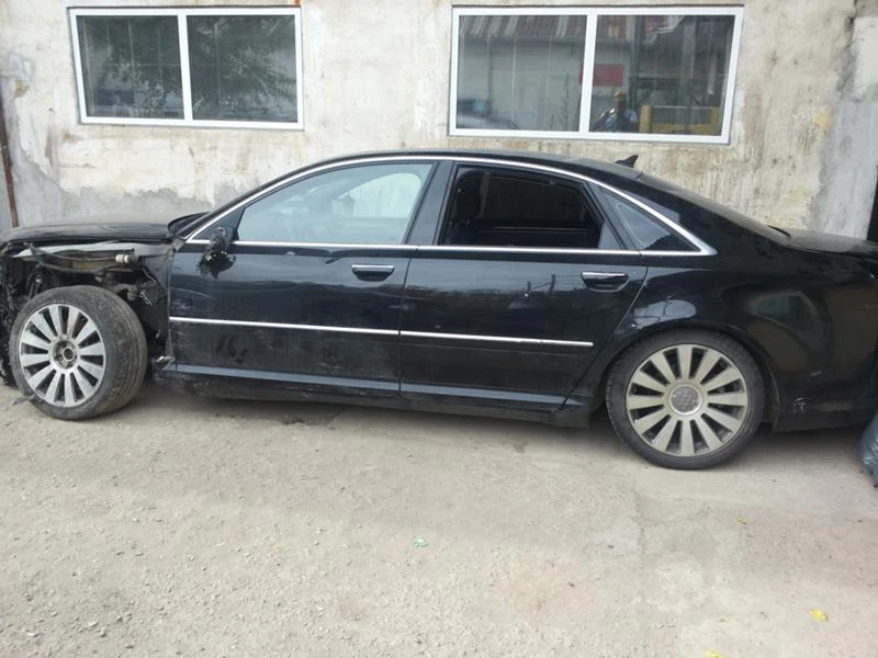 Audi A8 4.2i TIP BFM, снимка 2 - Автомобили и джипове - 24302817