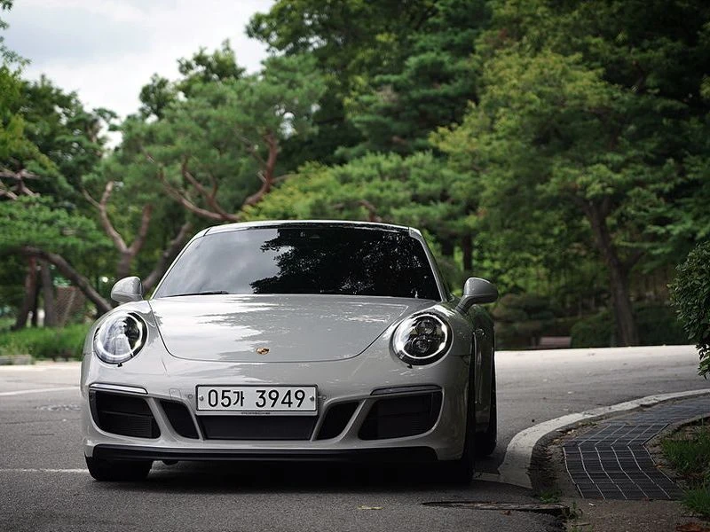 Porsche 911 Carrera 4 GTS| 450к.с.| ВКЛ.ТЕХНОТЕСТ, снимка 2 - Автомобили и джипове - 55375005