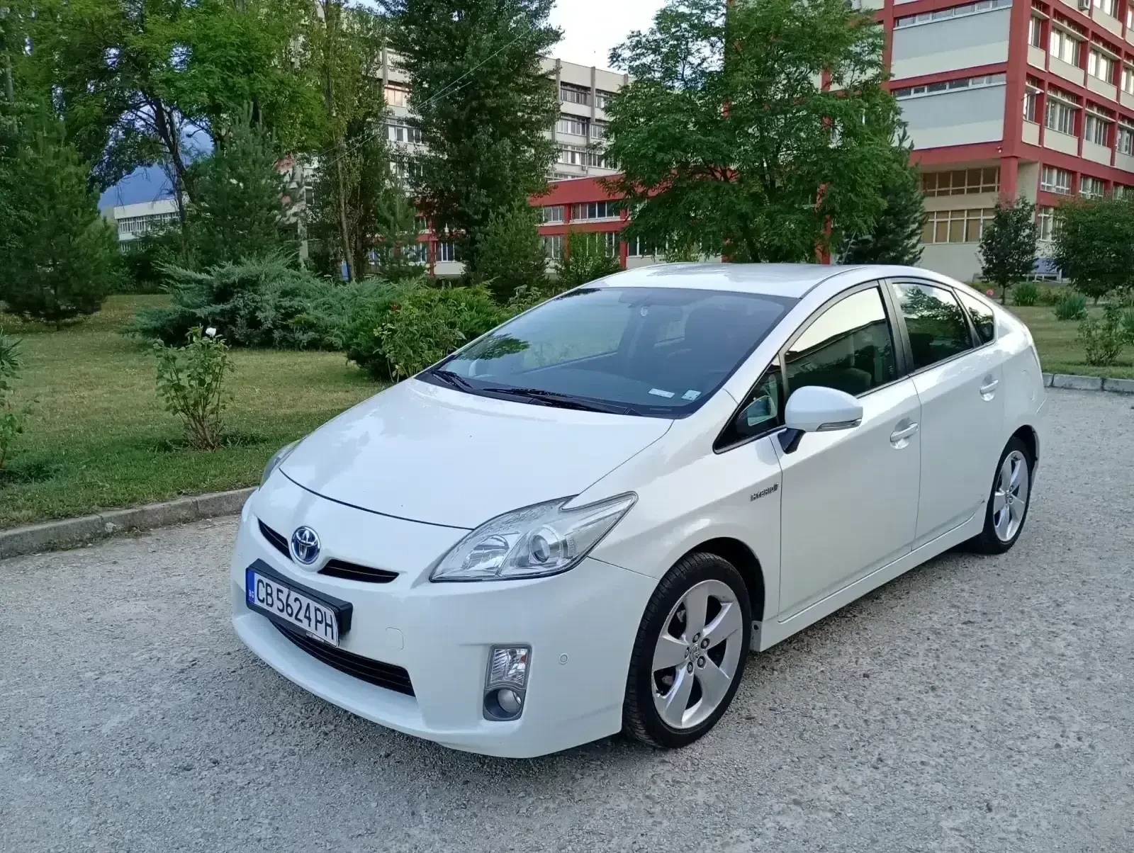 Toyota Prius 1.8 hybrid , снимка 1