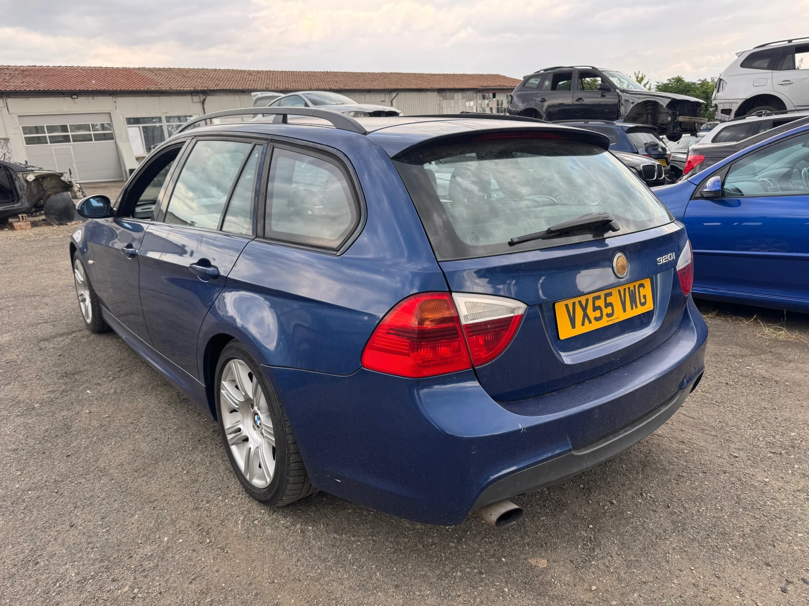 BMW 320 И 150кс. - изображение 4