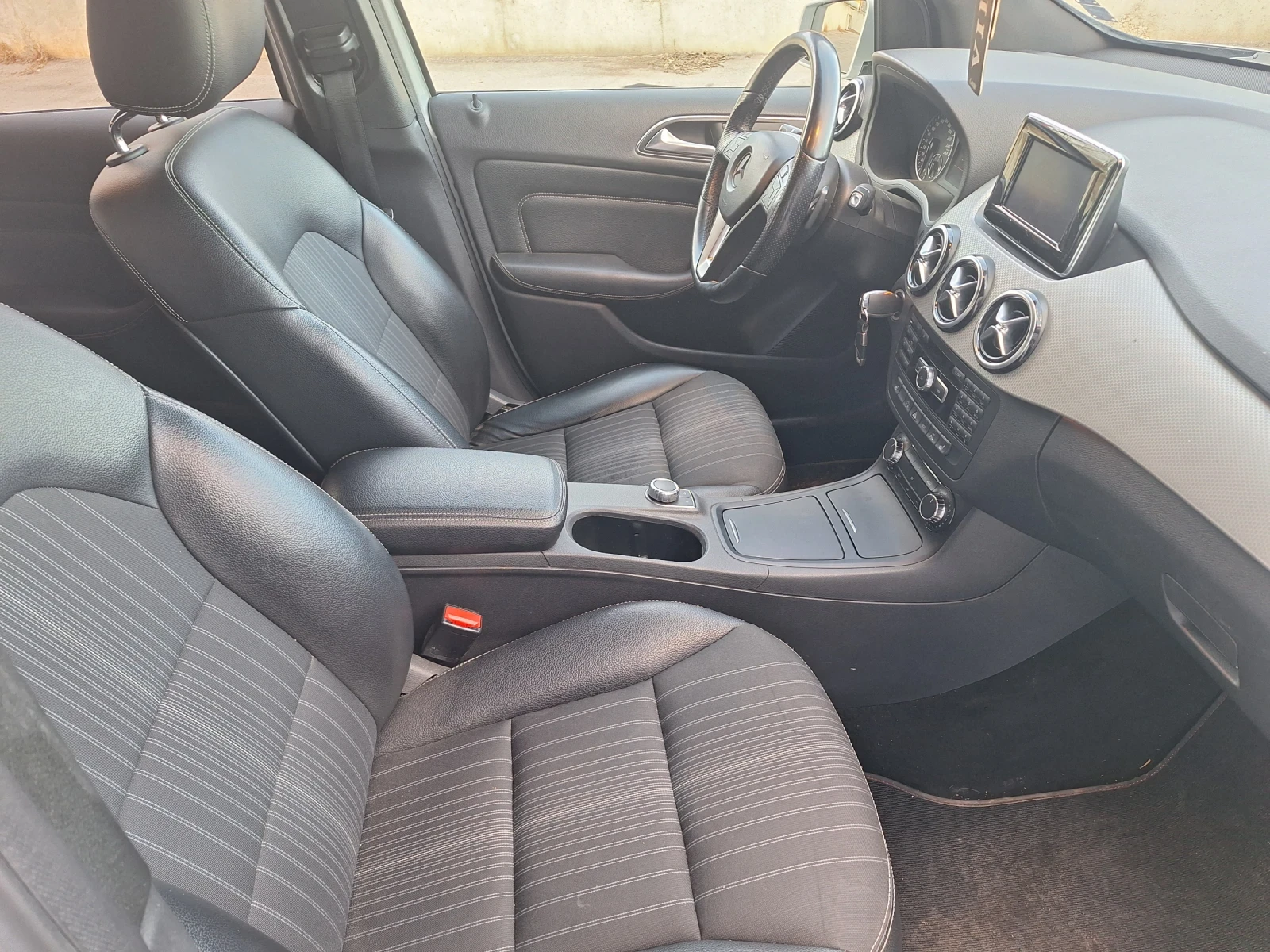 Mercedes-Benz B 200 | Mobile.bg   12