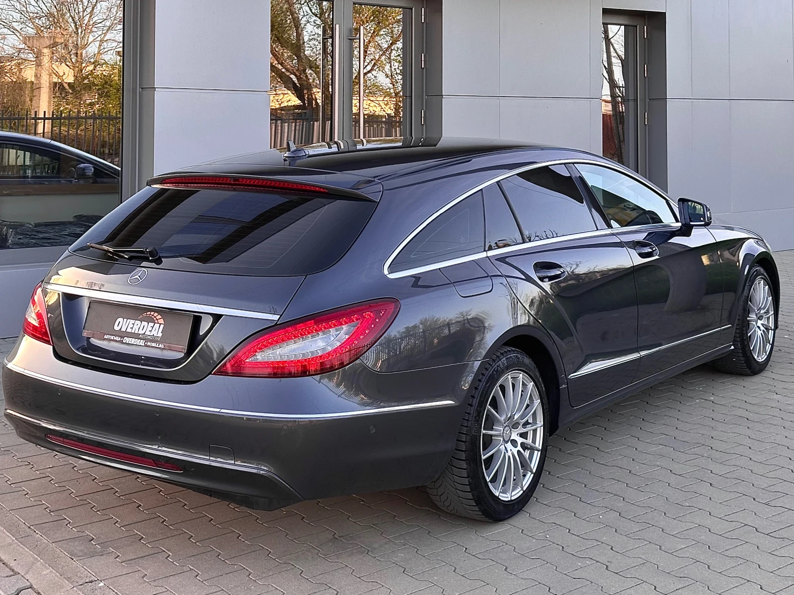 Mercedes-Benz CLS 220 9G* FACELIFT* DISTRONIC* FULL* ЛИЗИНГ - изображение 4