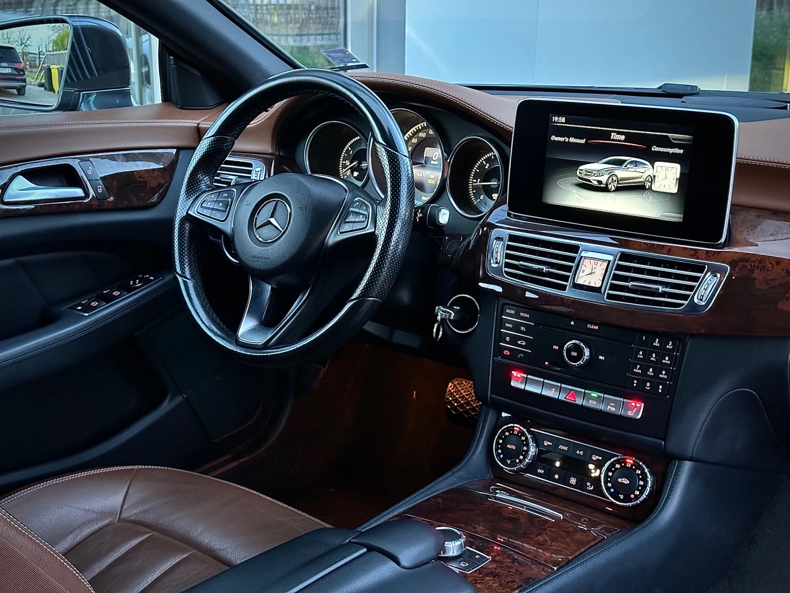 Mercedes-Benz CLS 220 9G* FACELIFT* DISTRONIC* FULL* ЛИЗИНГ - изображение 8