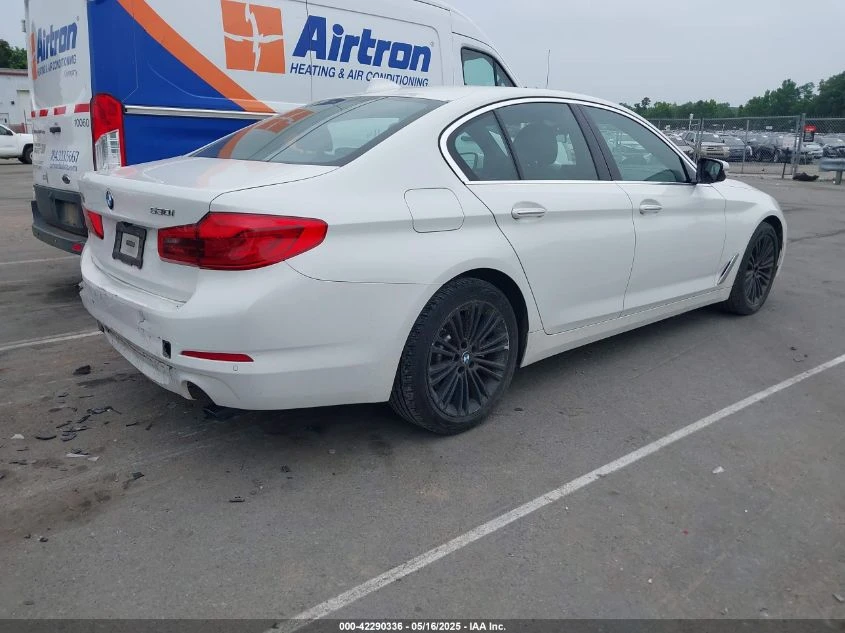 BMW 530 XDRIVE/RECARO/ПАНО/ПОДГРЕВИ - изображение 6