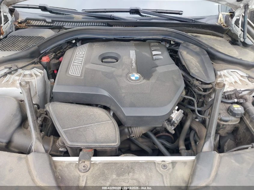 BMW 530 XDRIVE/RECARO/ПАНО/ПОДГРЕВИ - изображение 10