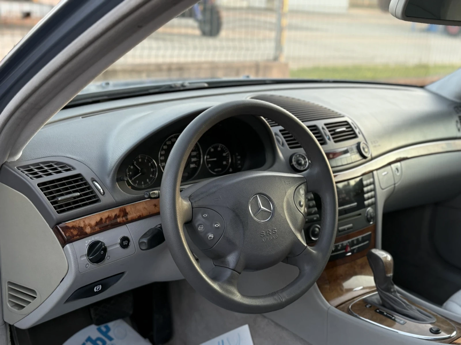 Mercedes-Benz E 320 * 3.2cdi* 204к.с.* PANO * XENON* TOP*  - изображение 10