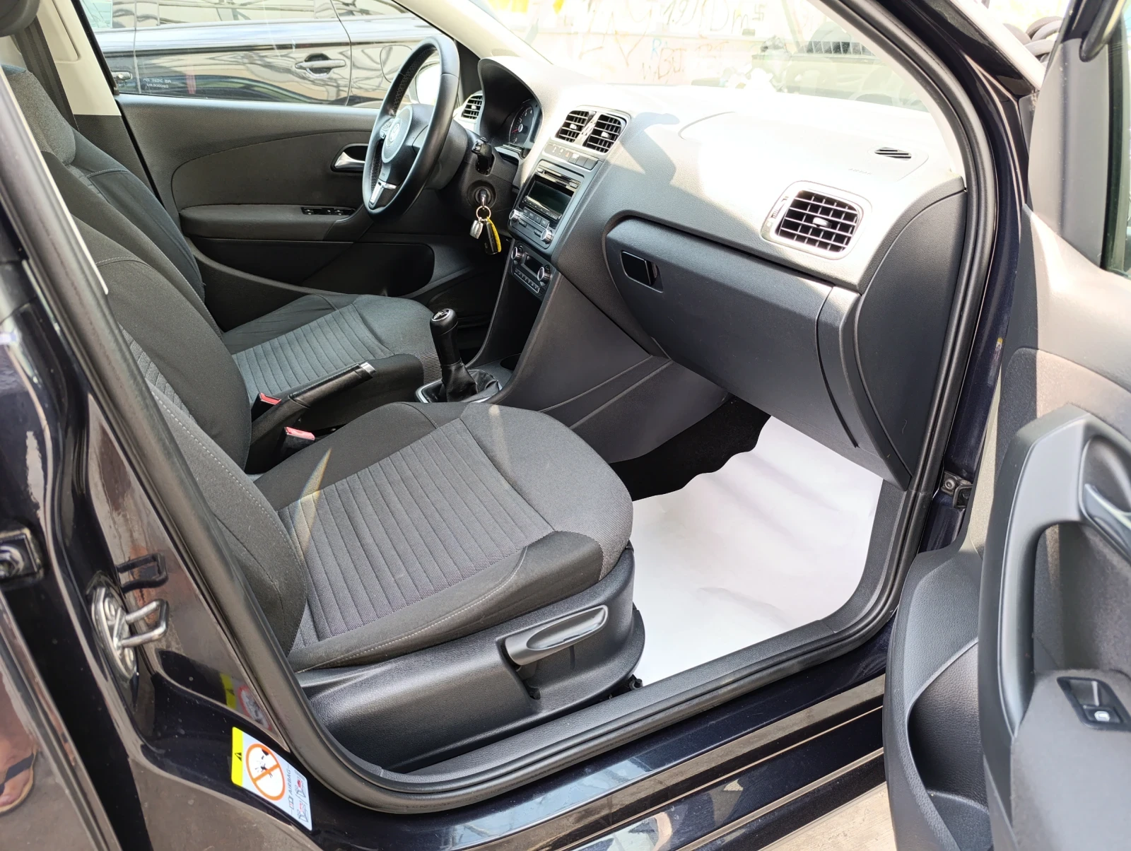 VW Polo  1.4  BENZIN - изображение 10