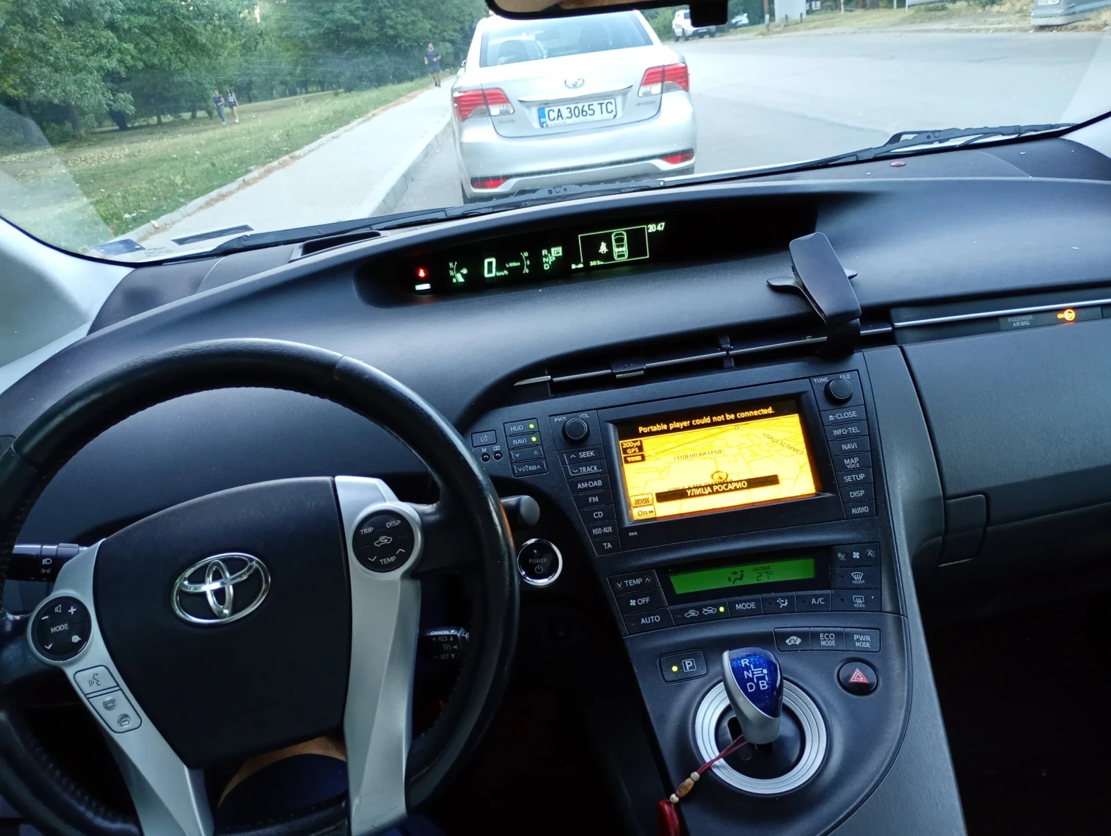 Toyota Prius  - изображение 8