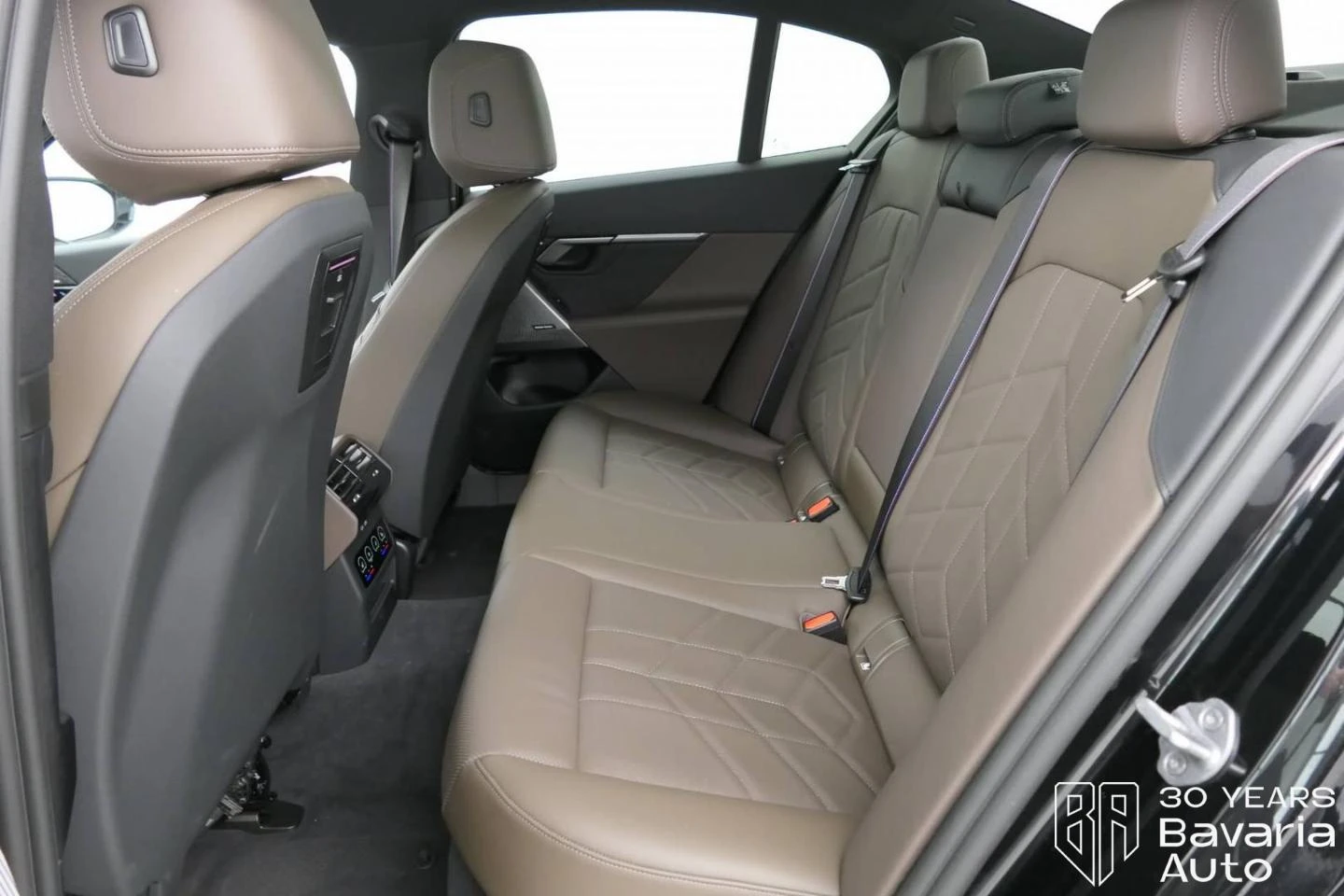 BMW 520 d M Sport Paket - изображение 8