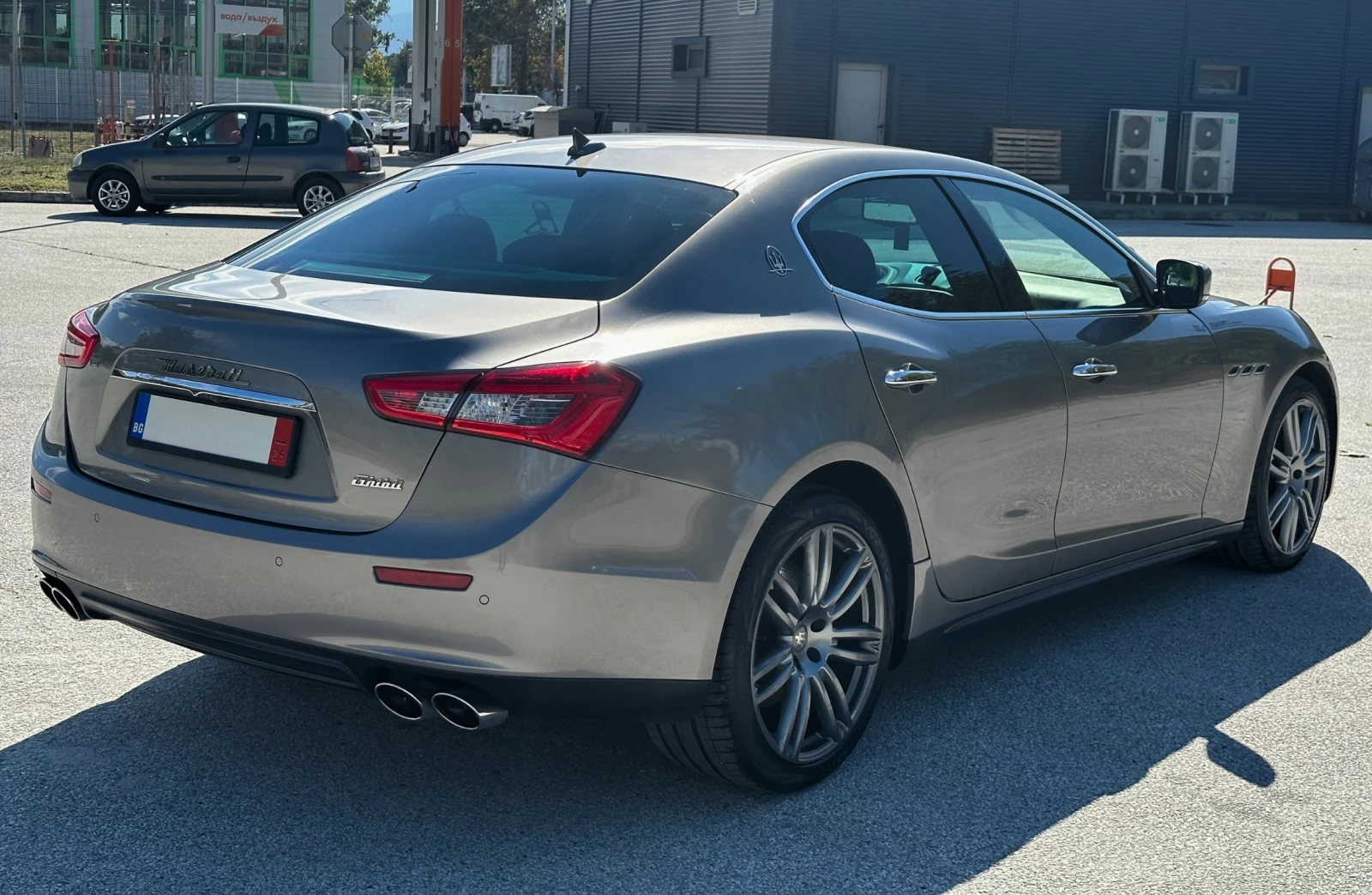 Maserati Ghibli 3.0 V6 D |  |  | Mobile.bg   3