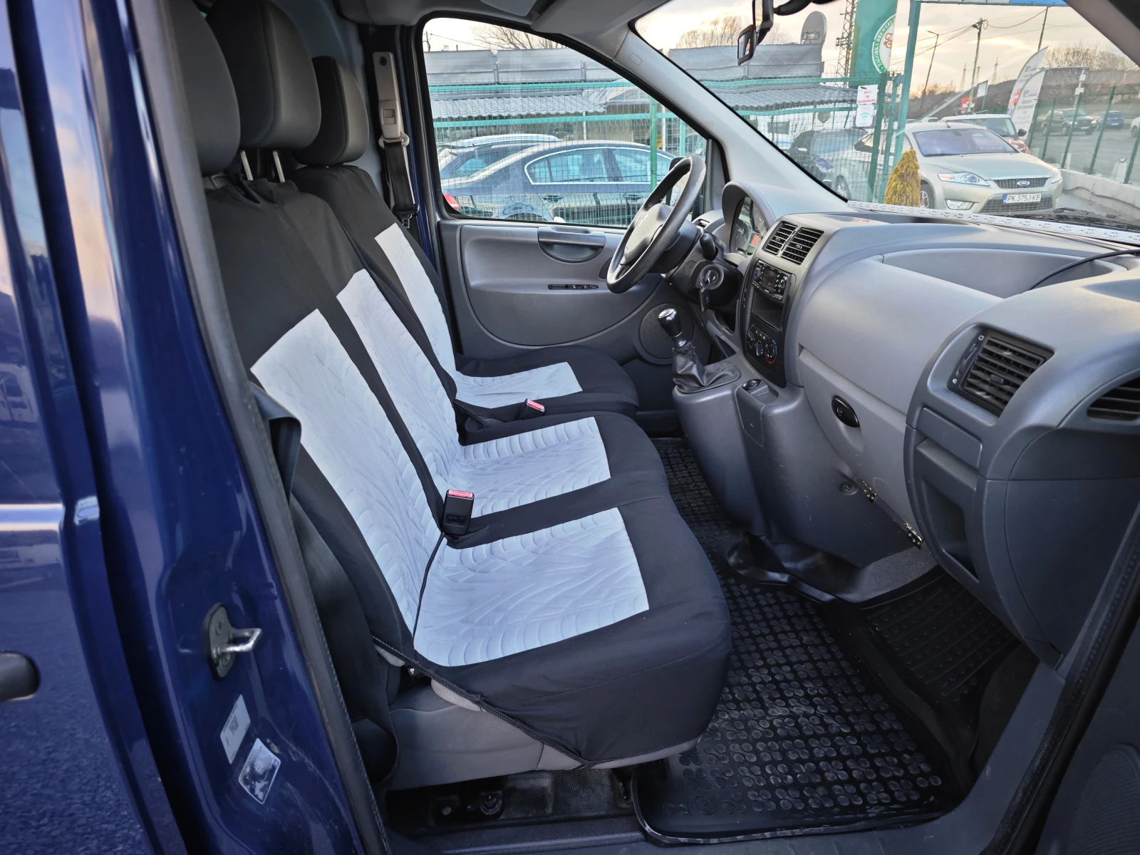 Peugeot Expert 1, 6 HDi , снимка 11 - Автомобили и джипове - 54000597