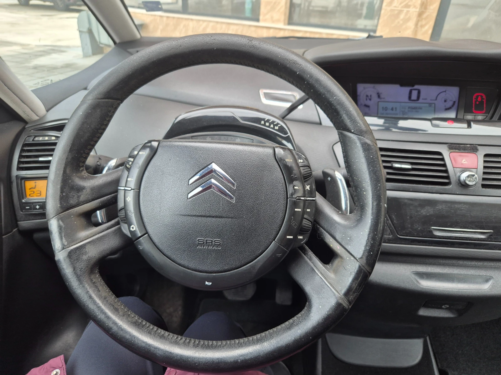 Citroen C4 Picasso, снимка 8 - Автомобили и джипове - 54038228