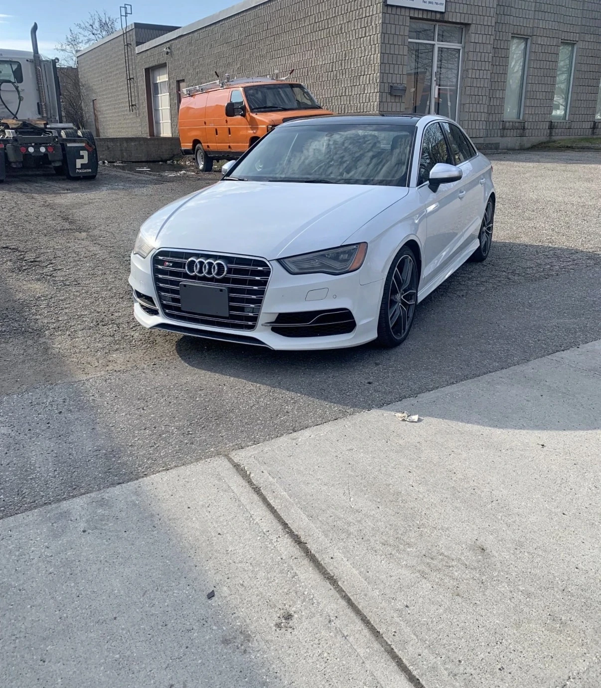 Audi S3 Подгреви * Камера * Carfax * Без Инциденти *  | Auto.bg — изображение 1