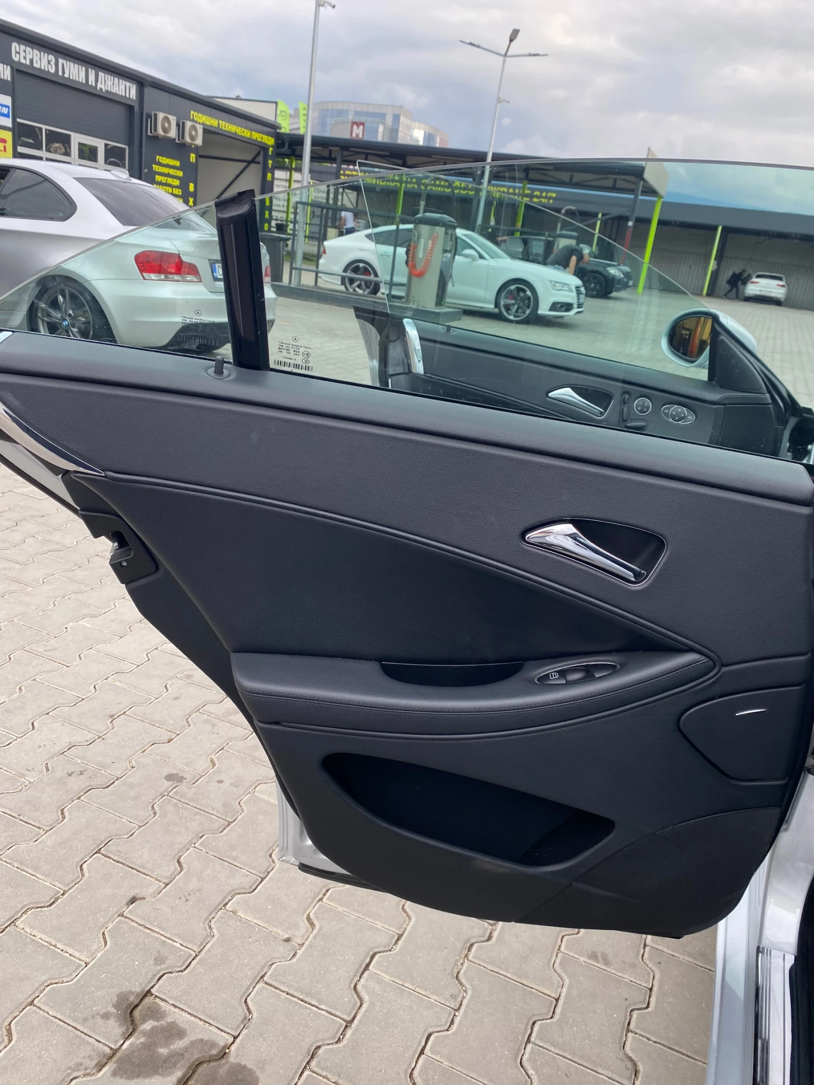 Mercedes-Benz CLS 350 Мерцедес ЦЛС 350 Внос Италия за ценители..! , снимка 14 - Автомобили и джипове - 54369895