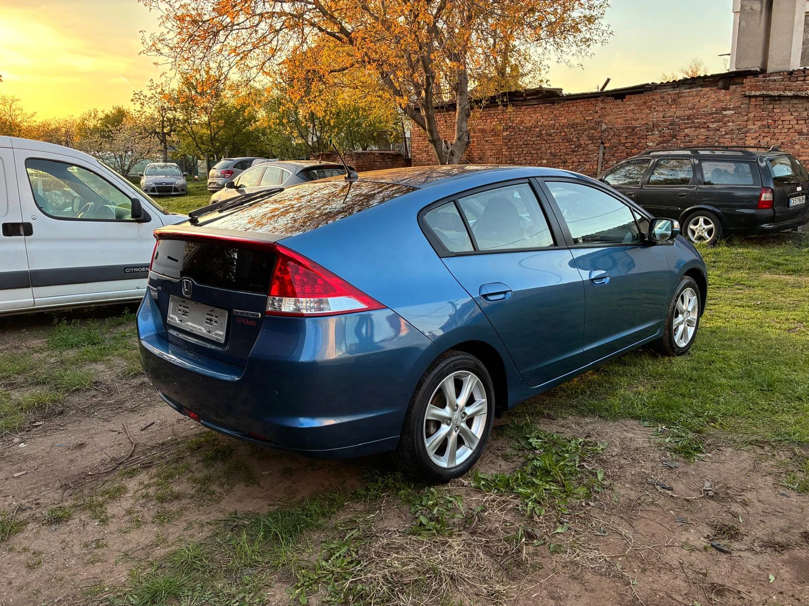 Honda Insight 1.3I HYBRID AUTOMATIC , снимка 5 - Автомобили и джипове - 54662413