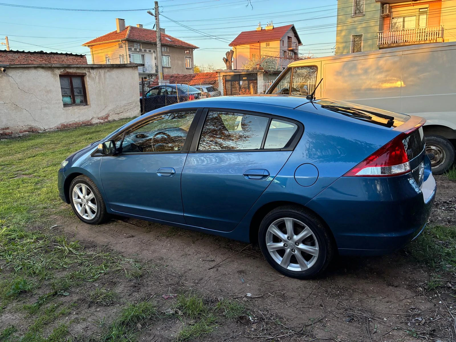 Honda Insight 1.3I HYBRID AUTOMATIC , снимка 3 - Автомобили и джипове - 54662413