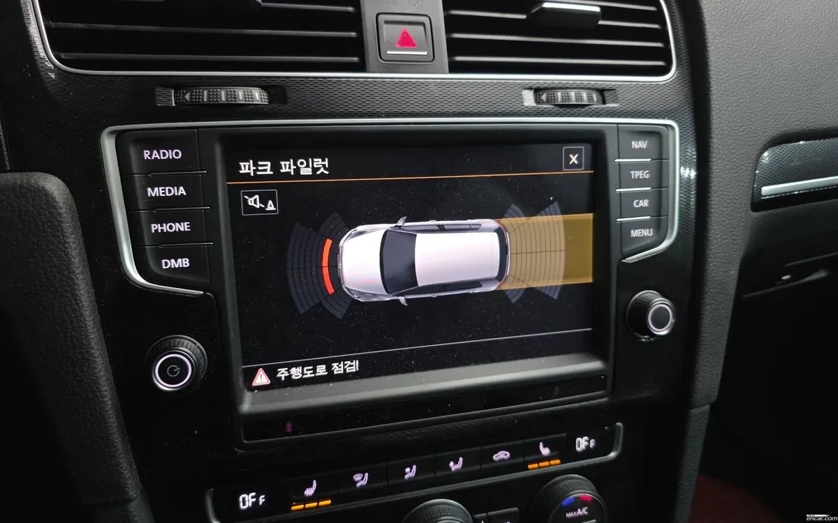 VW Golf !MK7 GTI! !DSG! !PANO!, снимка 13 - Автомобили и джипове - 54934651