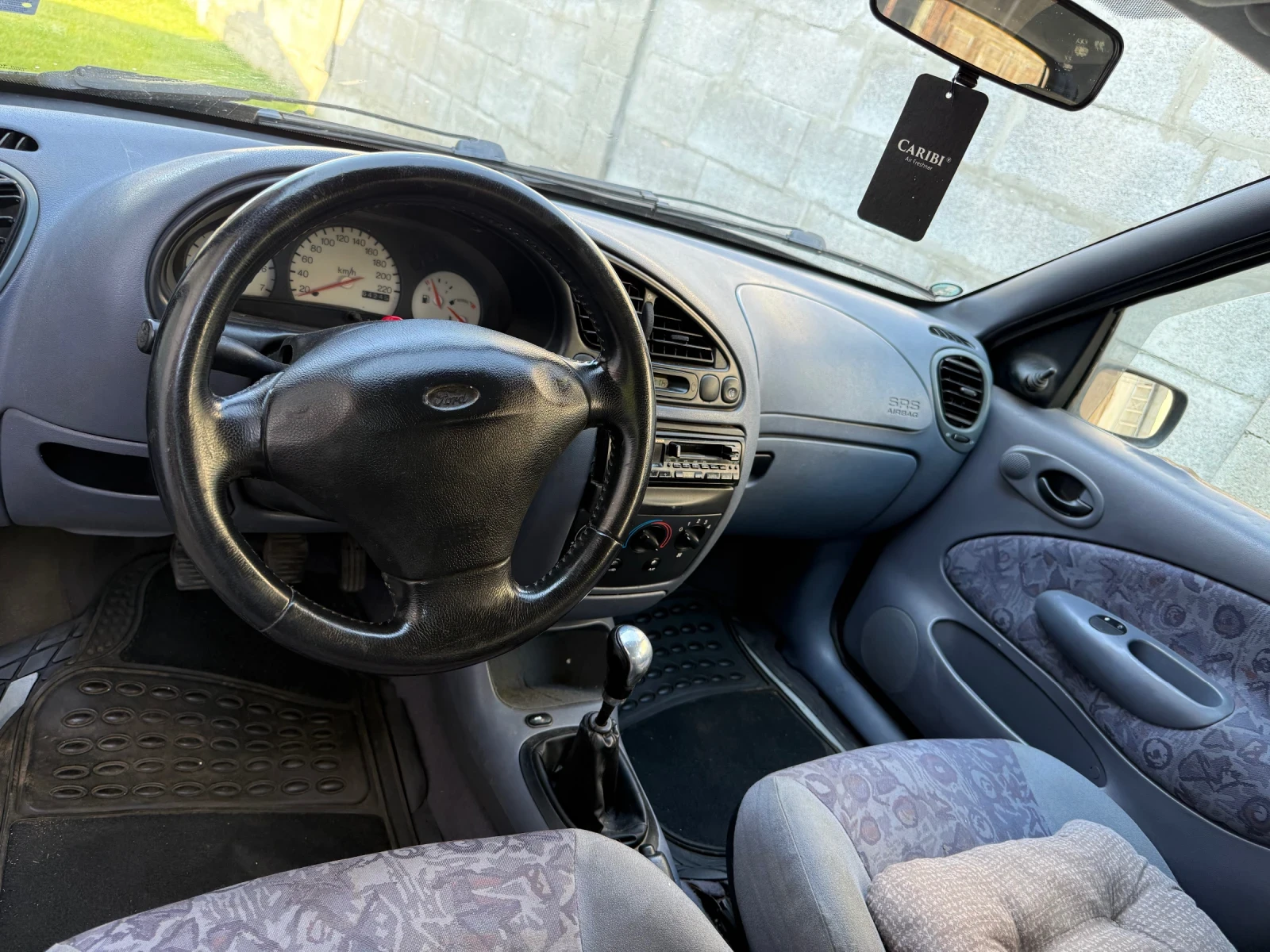Ford Fiesta 1.6, снимка 6 - Автомобили и джипове - 55147383