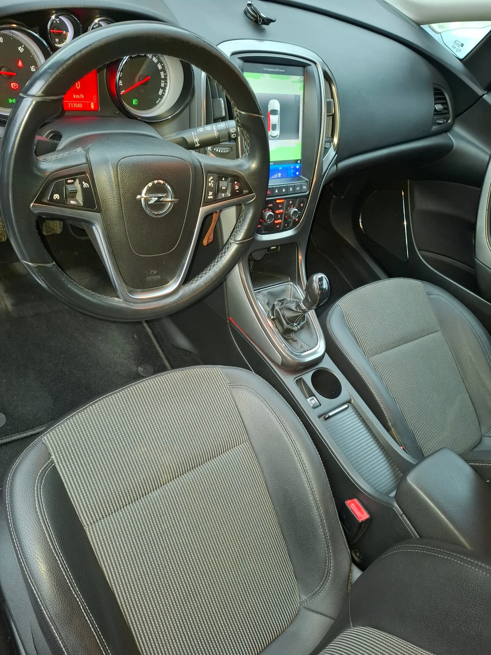 Opel Astra, снимка 7 - Автомобили и джипове - 55465584