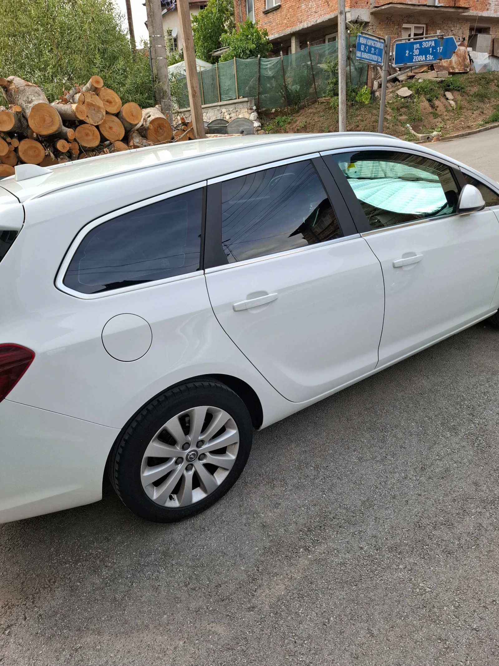 Opel Astra, снимка 12 - Автомобили и джипове - 55465584