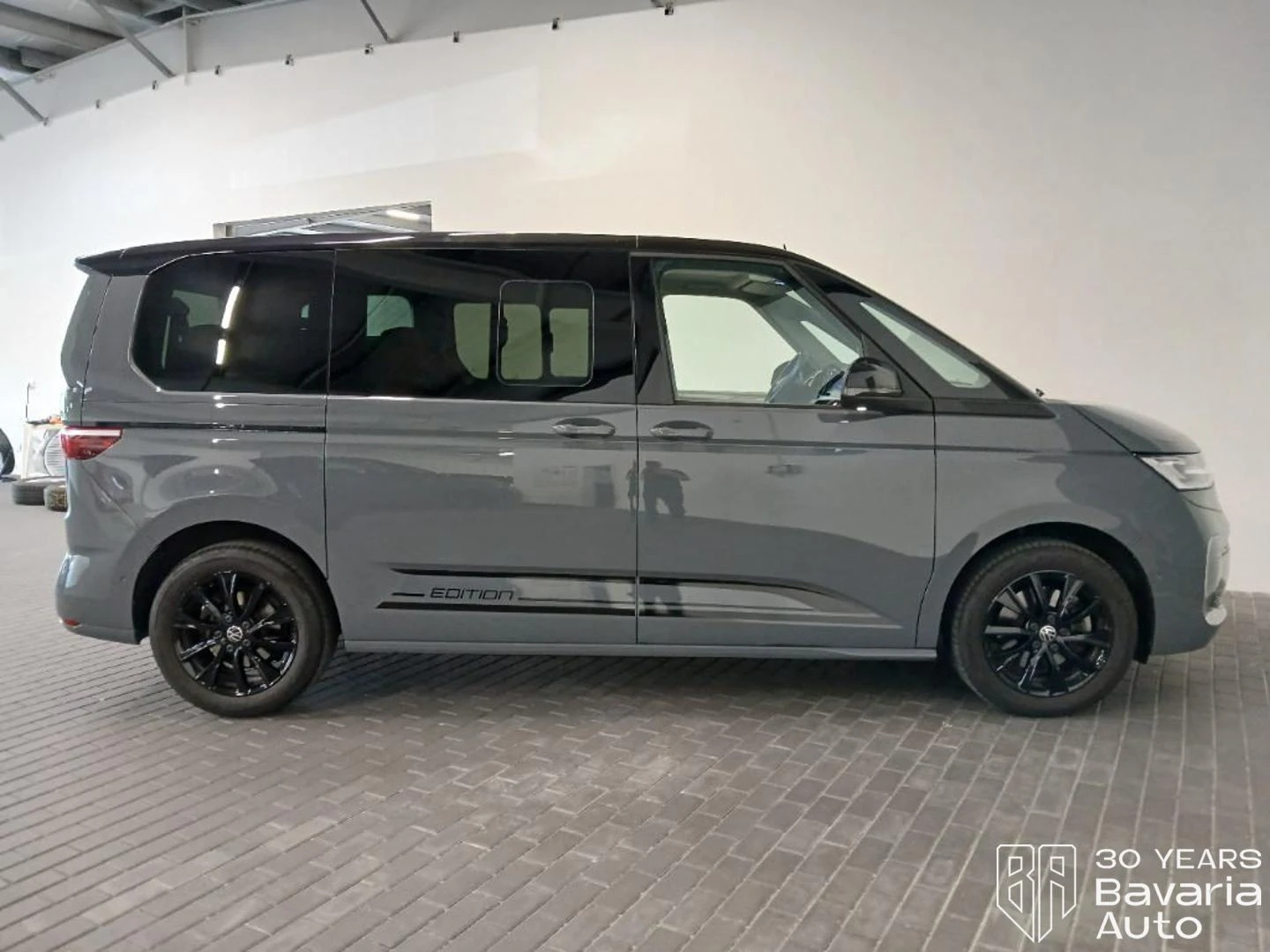VW Multivan Edition DSG Easy Open Basic, снимка 4 - Автомобили и джипове - 55767099