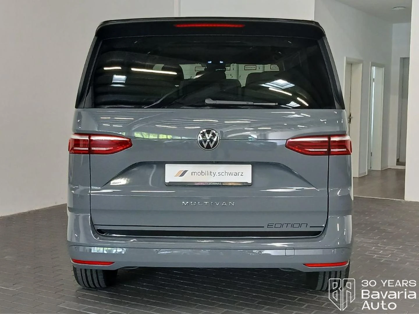 VW Multivan Edition DSG Easy Open Basic, снимка 3 - Автомобили и джипове - 55767099