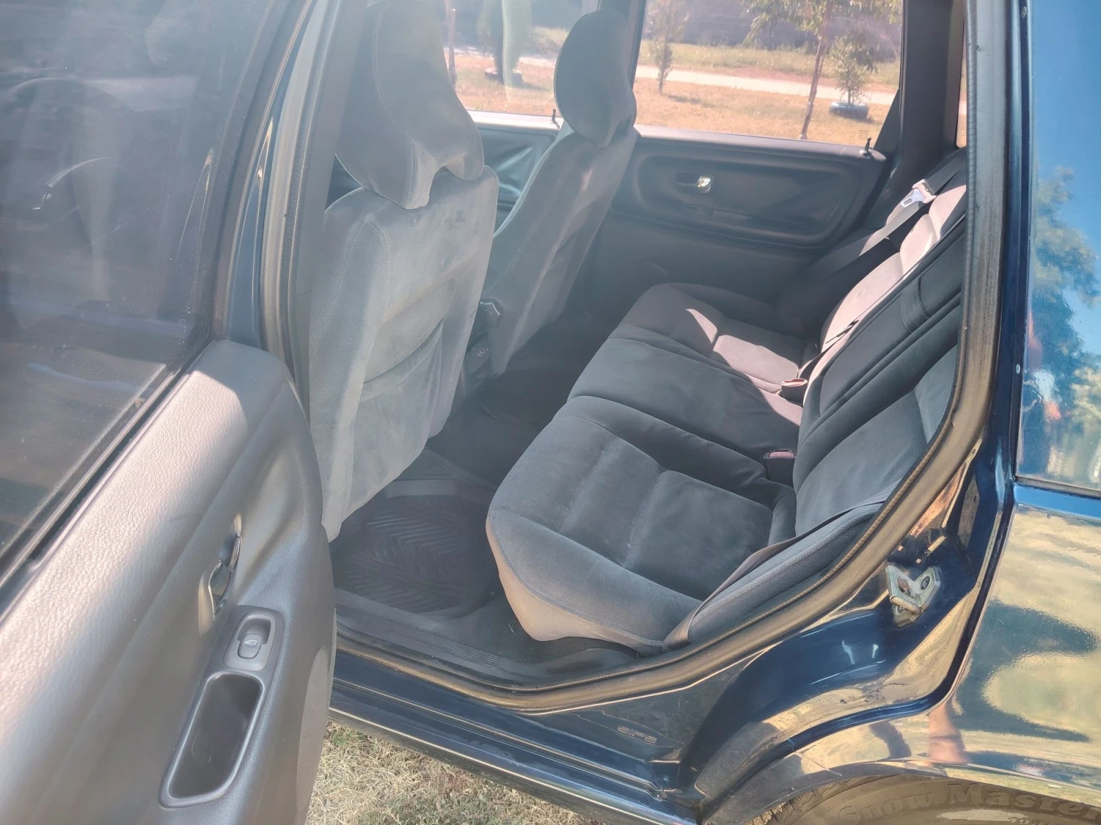 Volvo V70, снимка 9 - Автомобили и джипове - 55874182