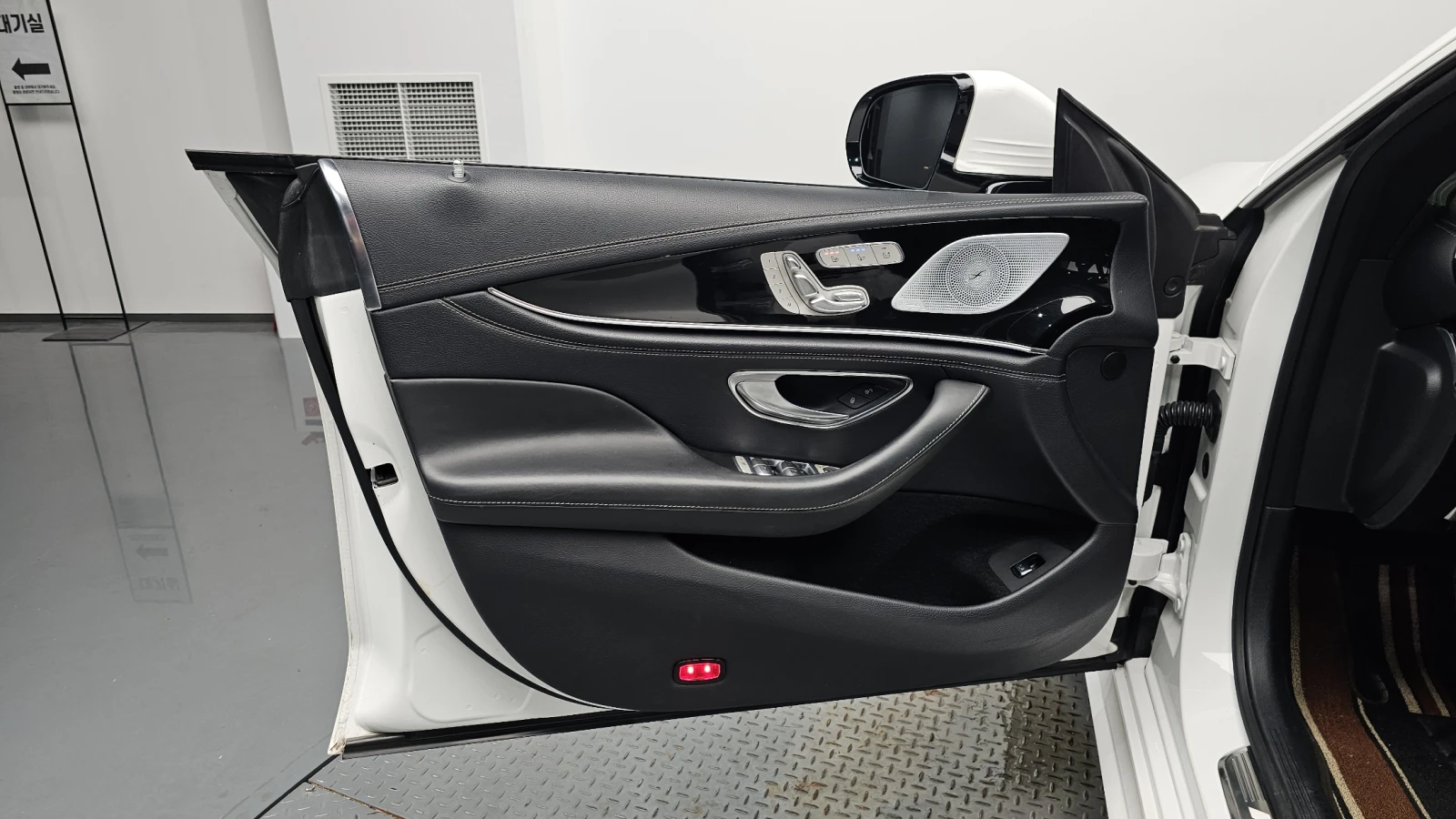 Mercedes-Benz GT DIS* 360* HUD* �����* BURMASTER* ������ ���� | Mobile.bg � ����������� 15