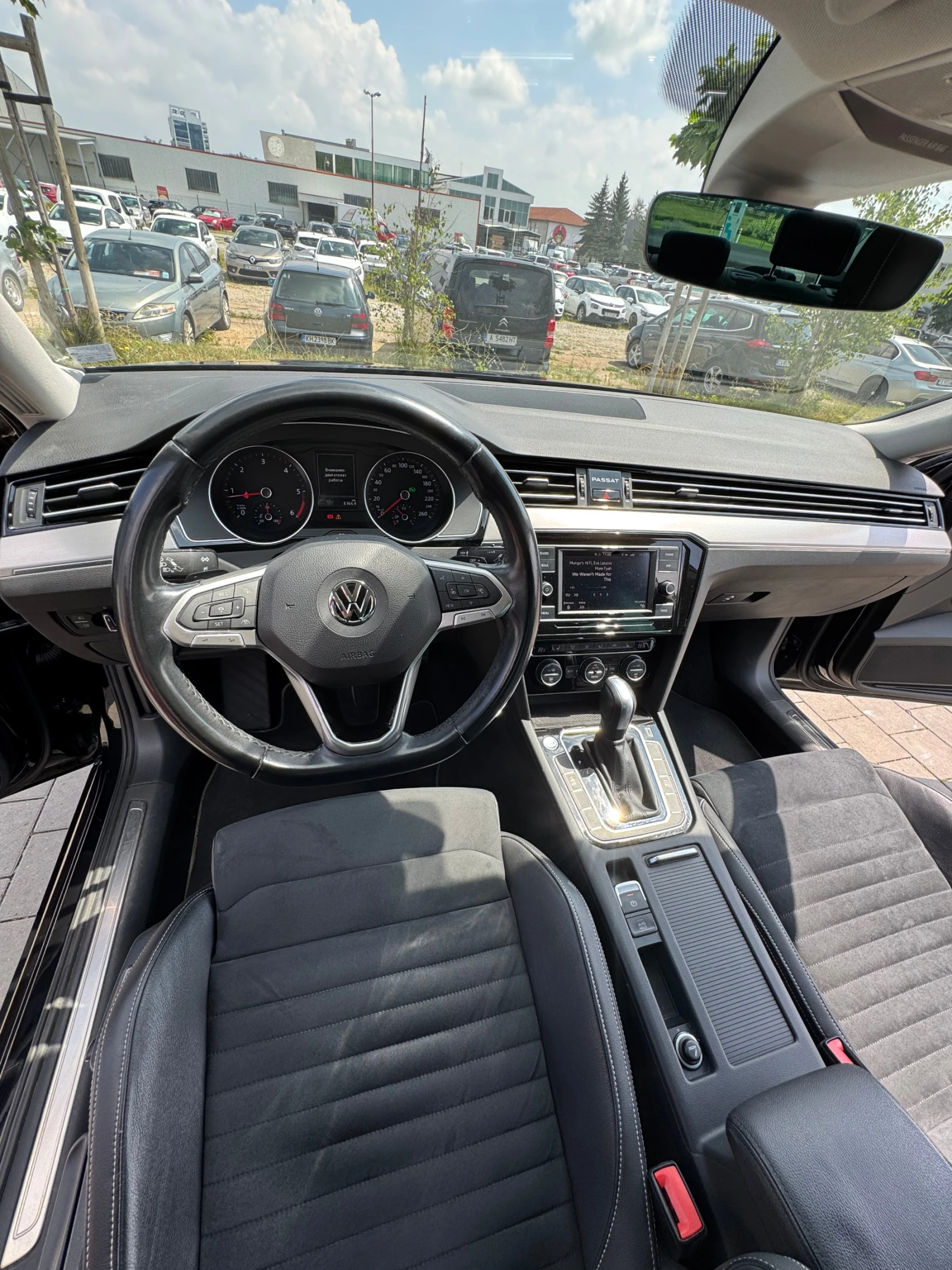 VW Passat B8 Facelift, снимка 15 - Автомобили и джипове - 56185924