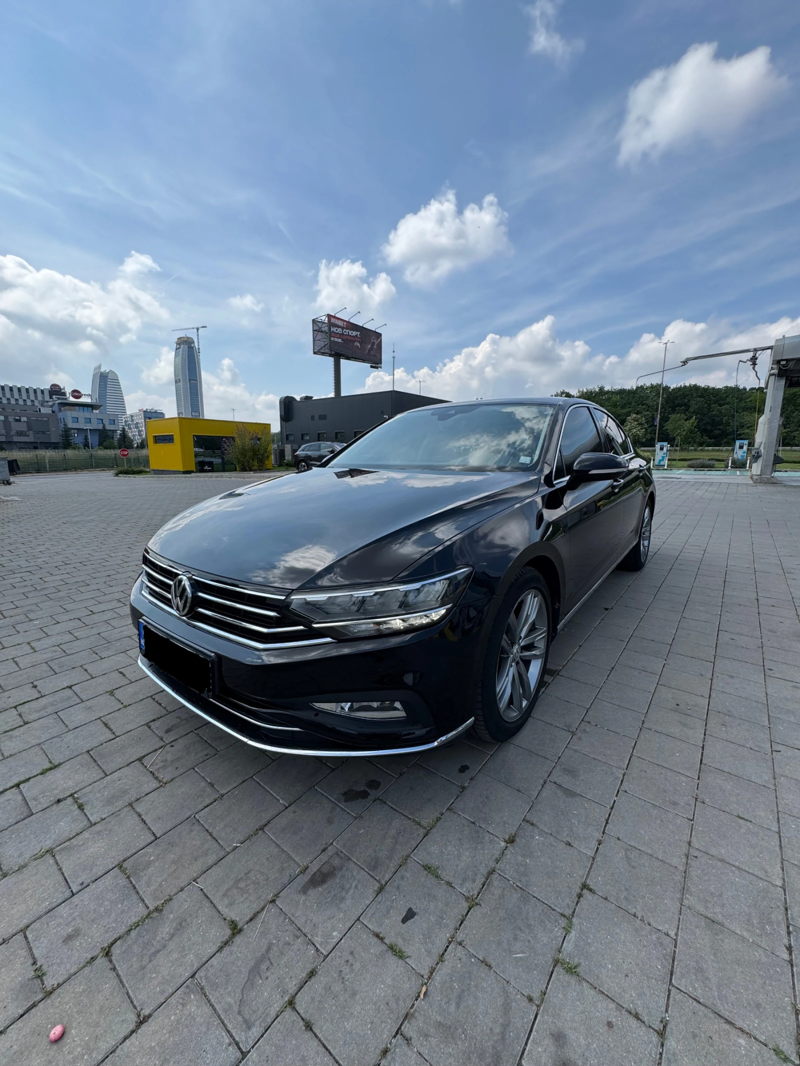 VW Passat B8 Facelift, снимка 10 - Автомобили и джипове - 56185924