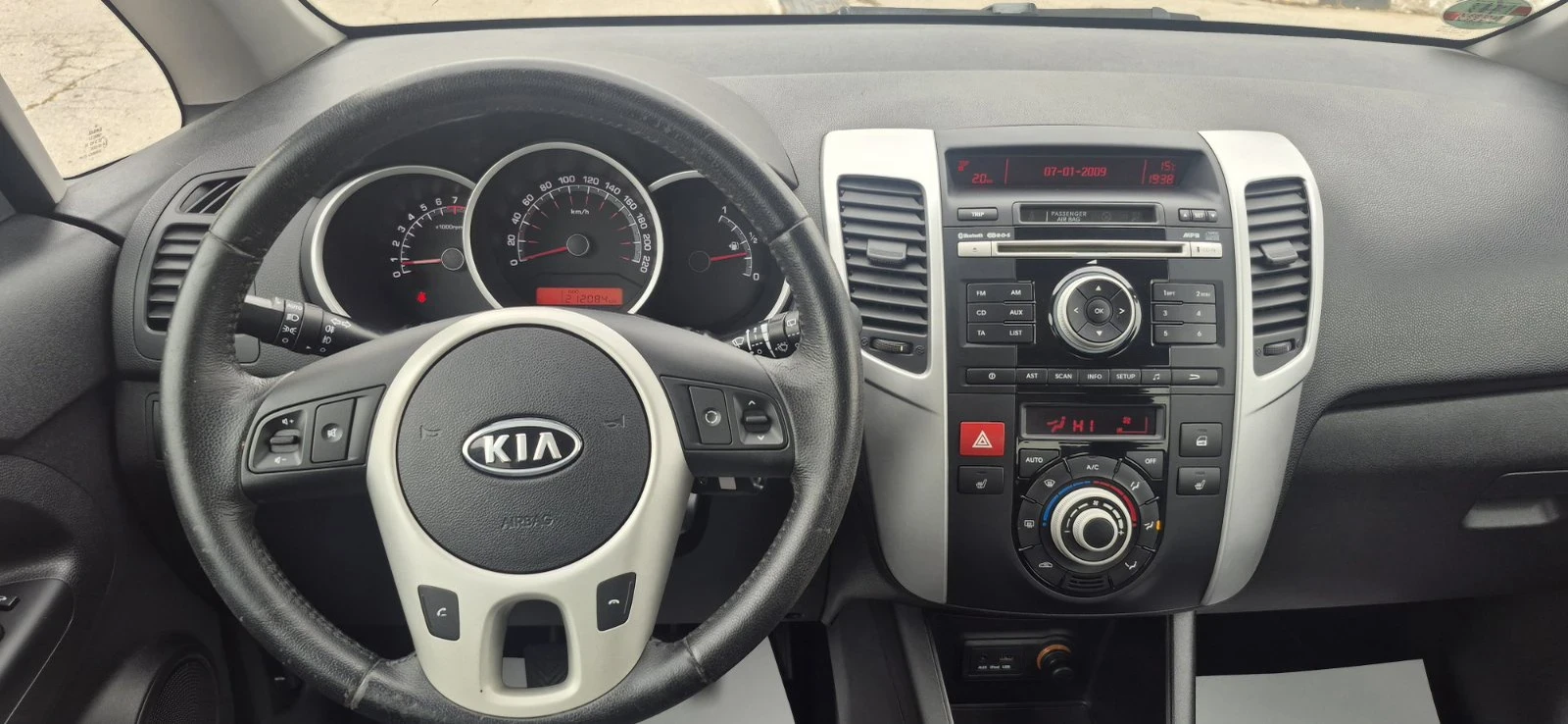 Kia Venga, снимка 10 - Автомобили и джипове - 56481005