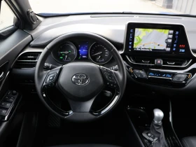 Toyota C-HR LED/BIXENON/ПАРКТРОНИК/ПОДГРЕВ/КАМЕРА/КОЖЕН САЛОН/, снимка 10